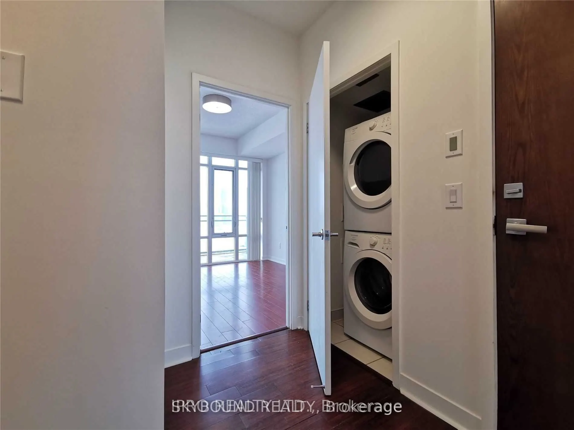 365 Prince of Wales Drive, #1211