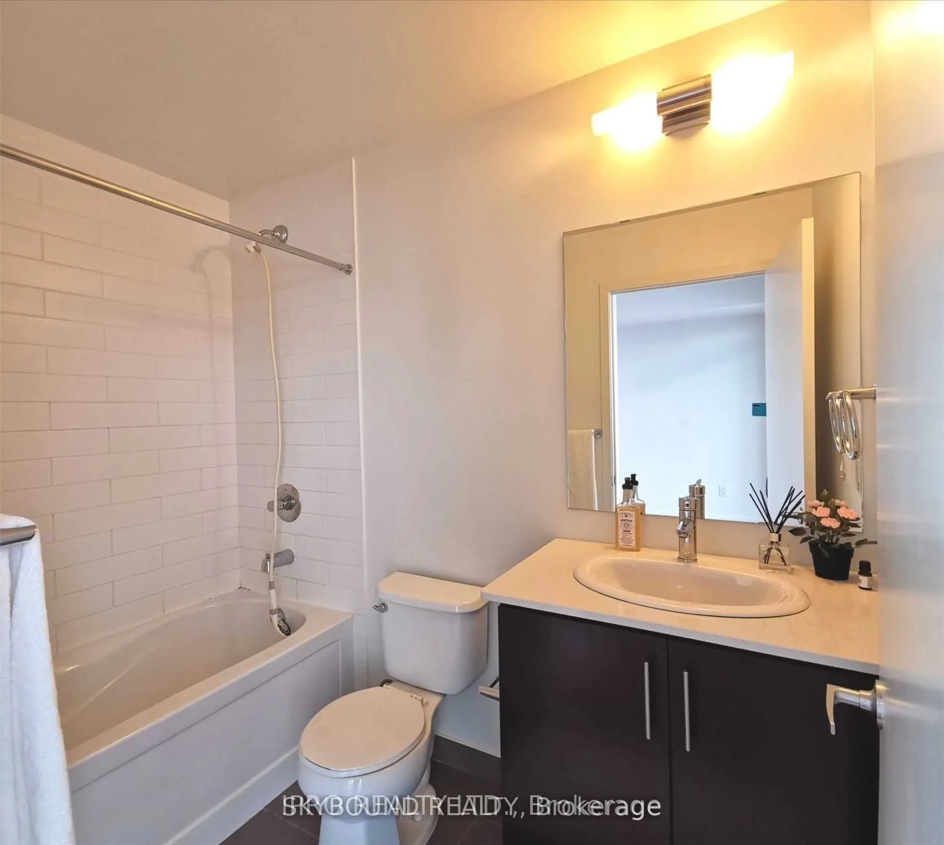 365 Prince of Wales Drive, #1211