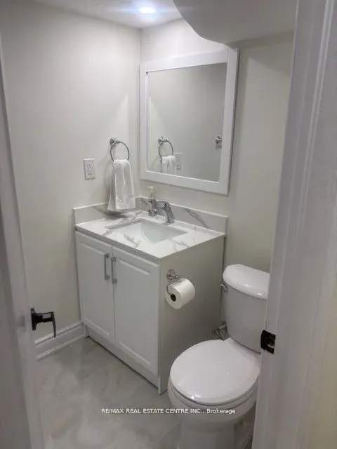 351 Greenless Circle, #Lower