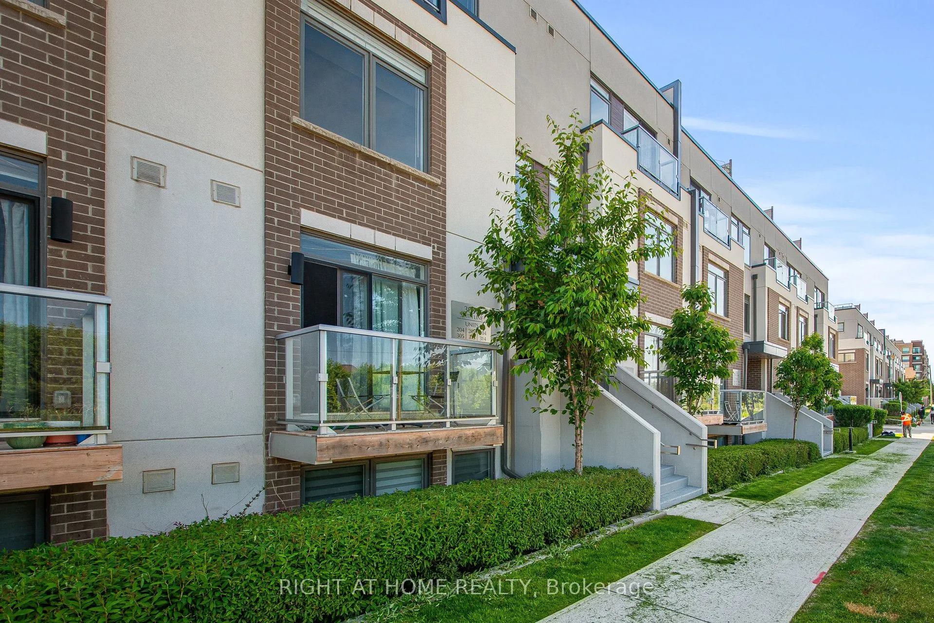 3058 Sixth Line, #313