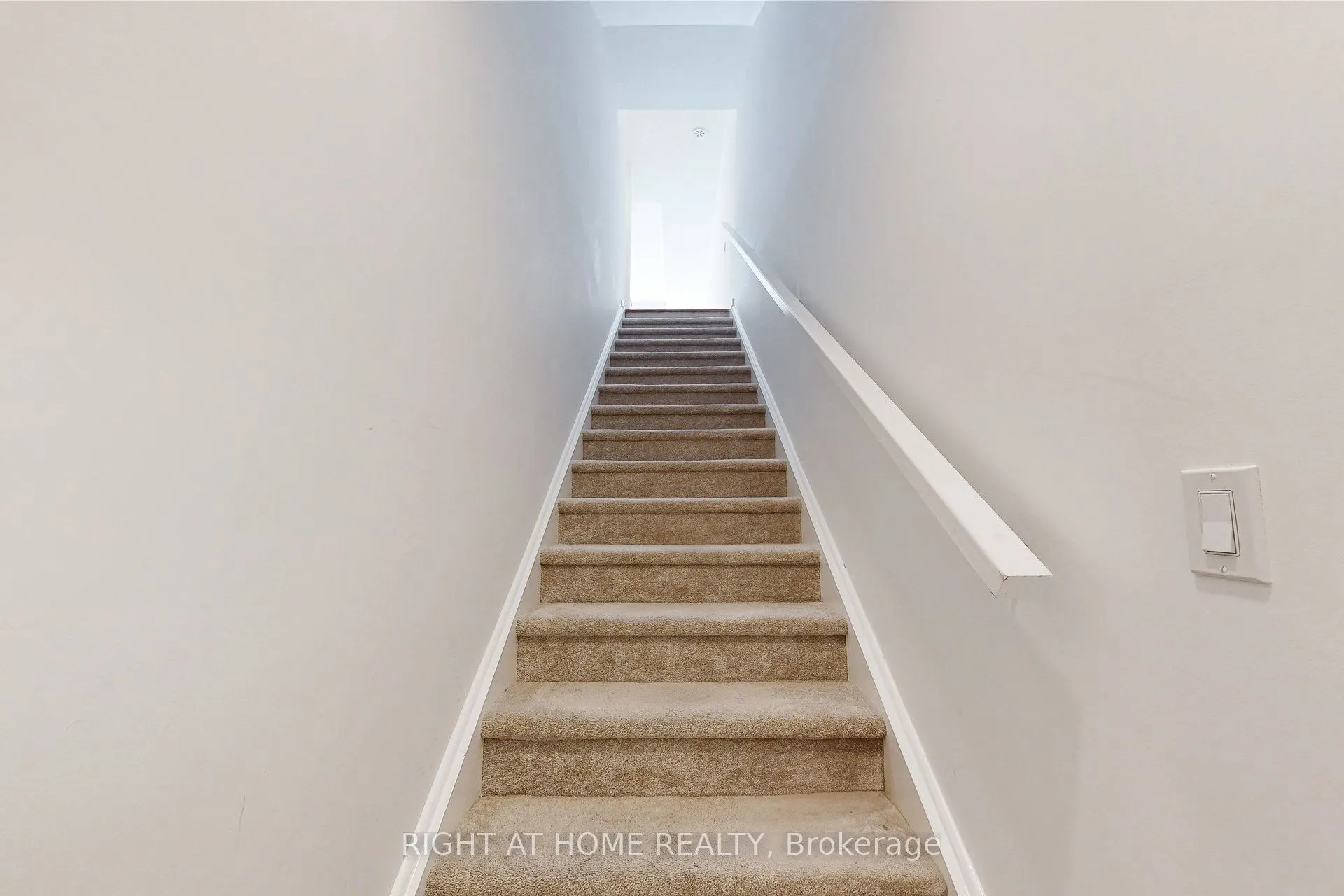 3058 Sixth Line, #313