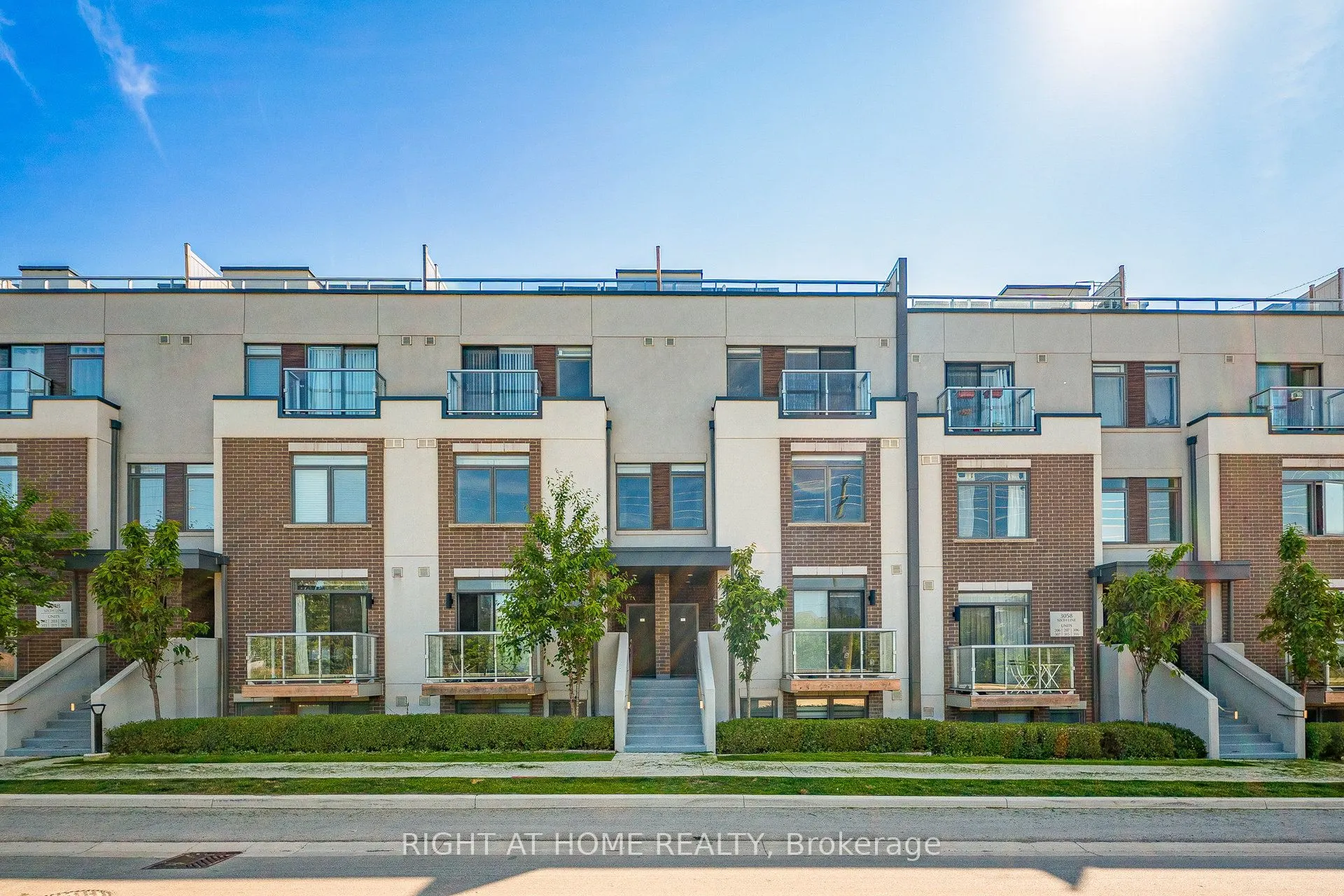 3058 Sixth Line, #313