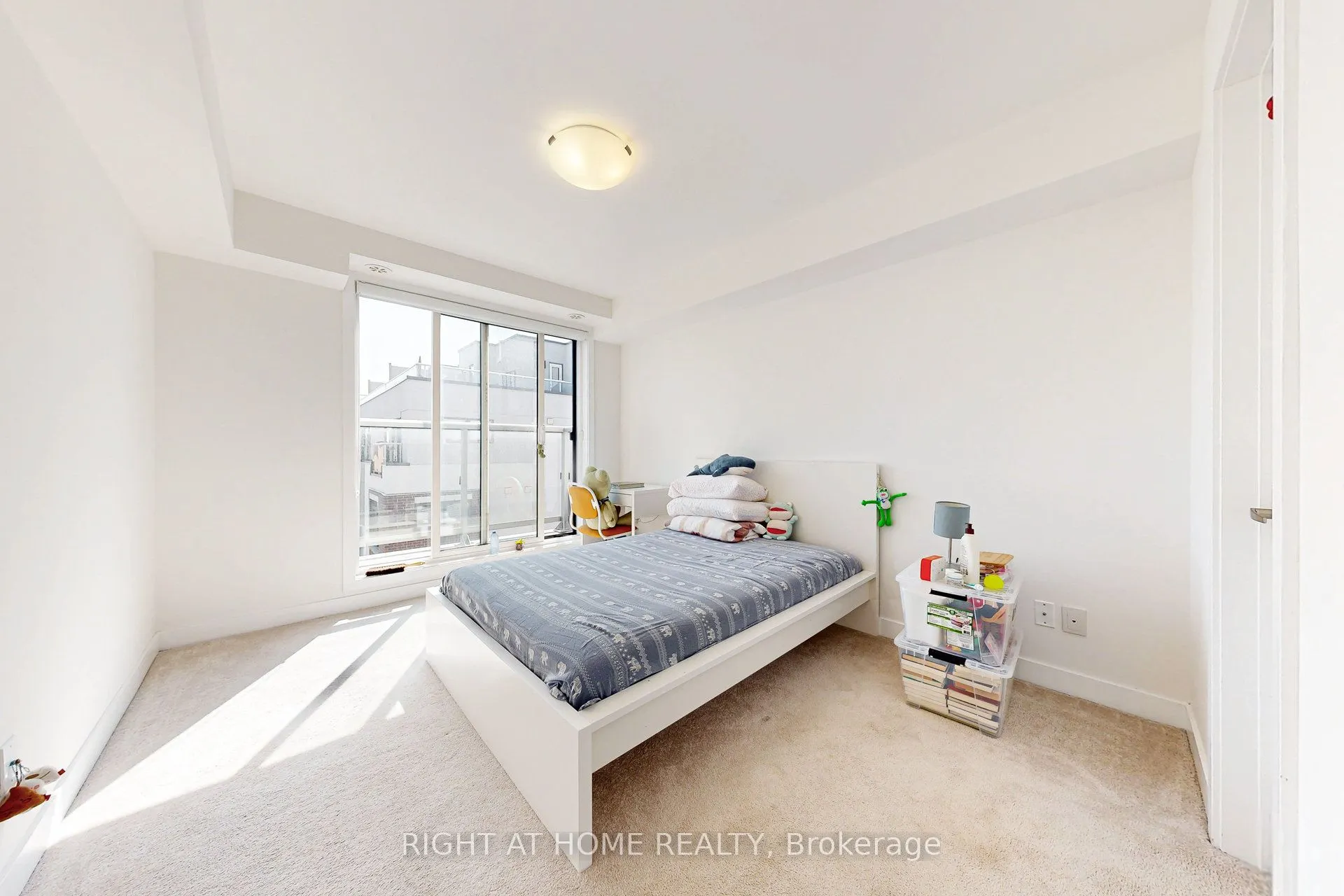 3058 Sixth Line, #313