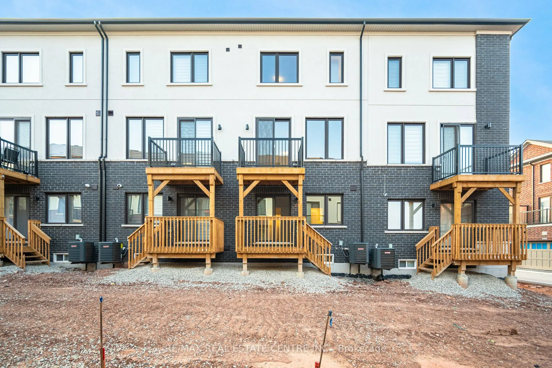 1320 Kobzar Drive