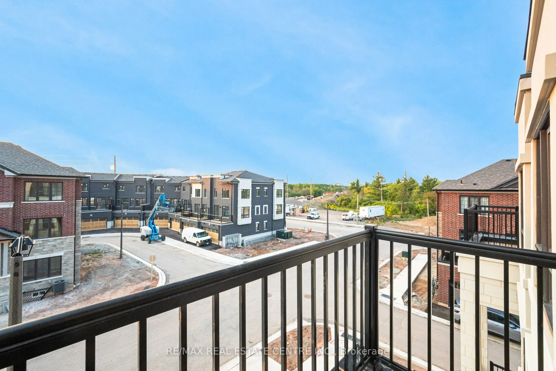 1320 Kobzar Drive
