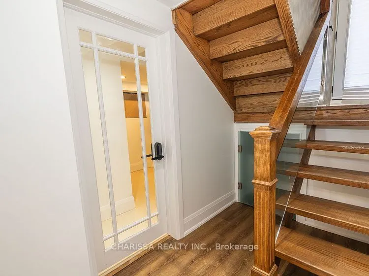 60 Belvedere Drive, #UPPER