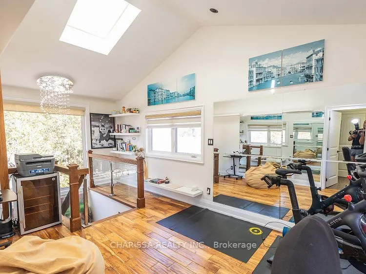 60 Belvedere Drive, #UPPER