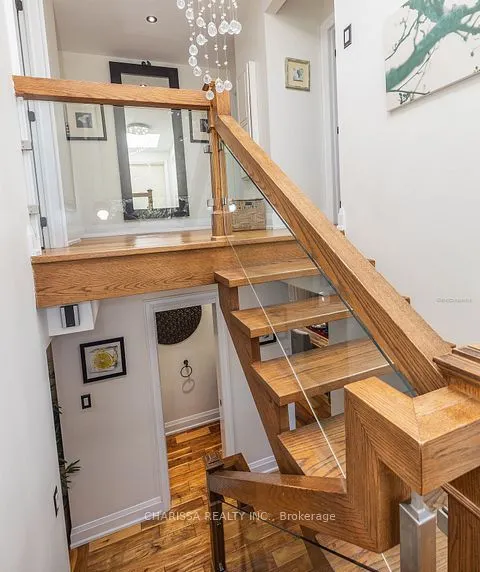 60 Belvedere Drive, #UPPER