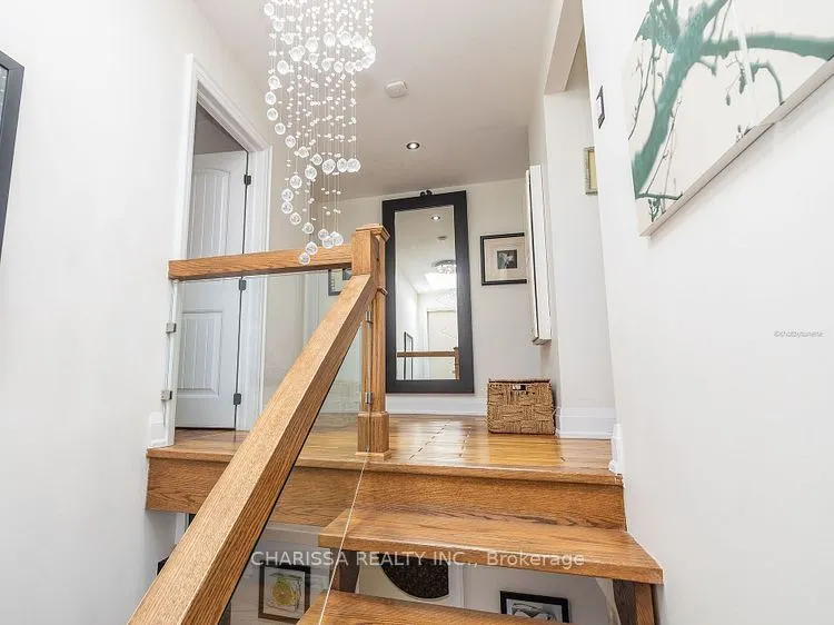 60 Belvedere Drive, #UPPER