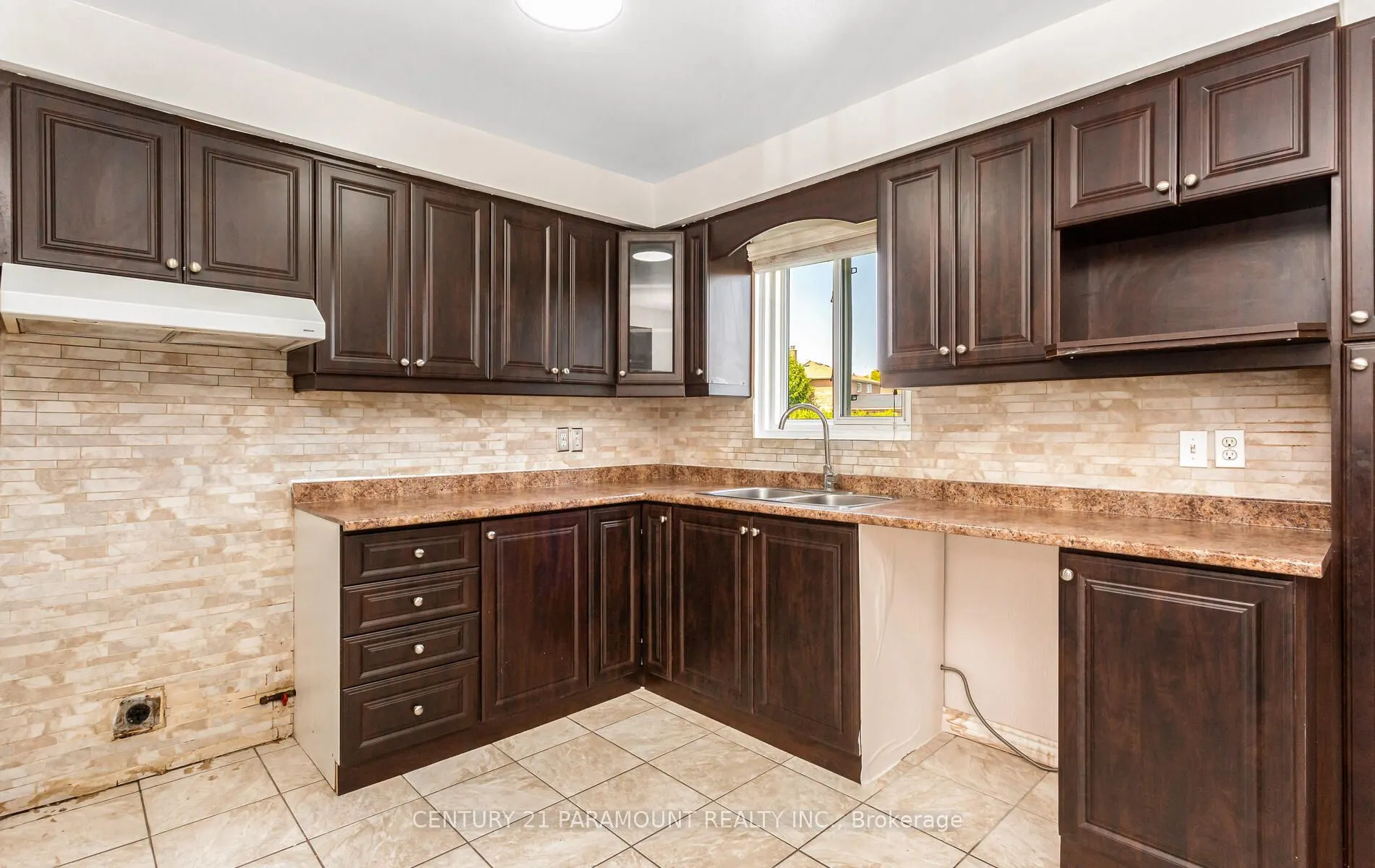 12 Montjoy Crescent