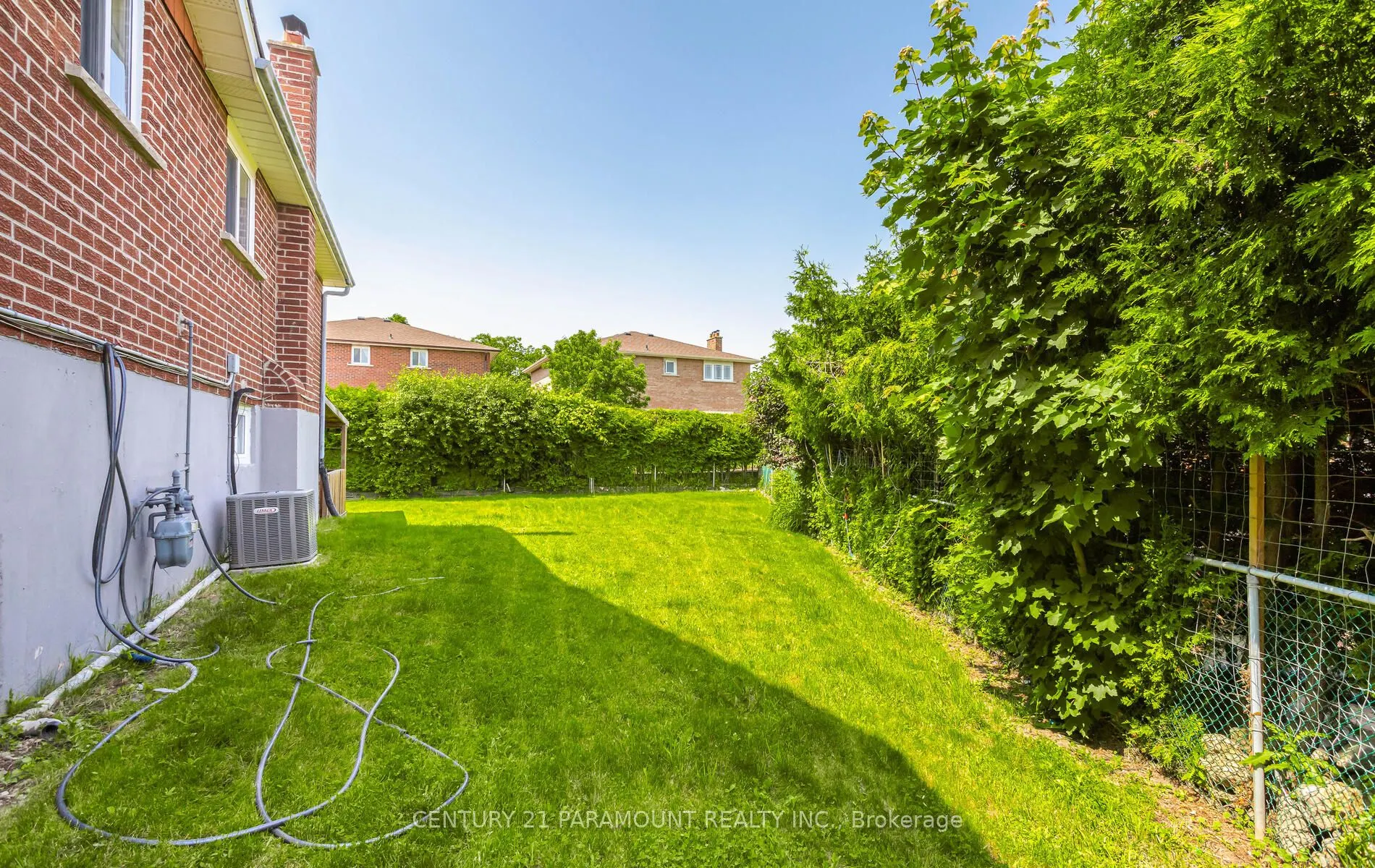 12 Montjoy Crescent
