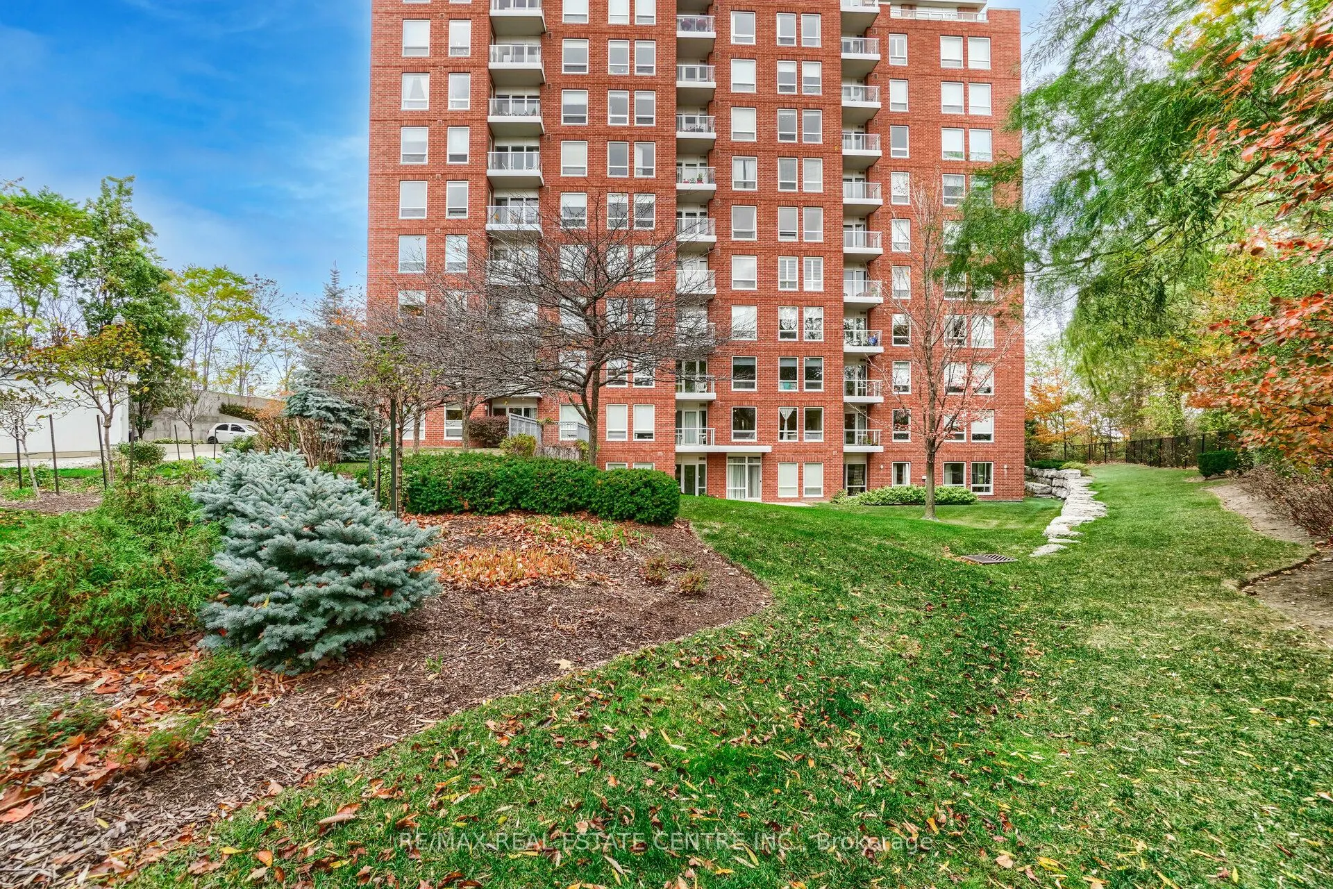 40 Old Mill Road, #104