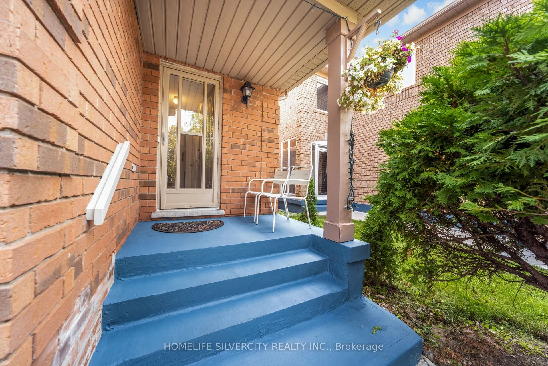85 Dandelion Road