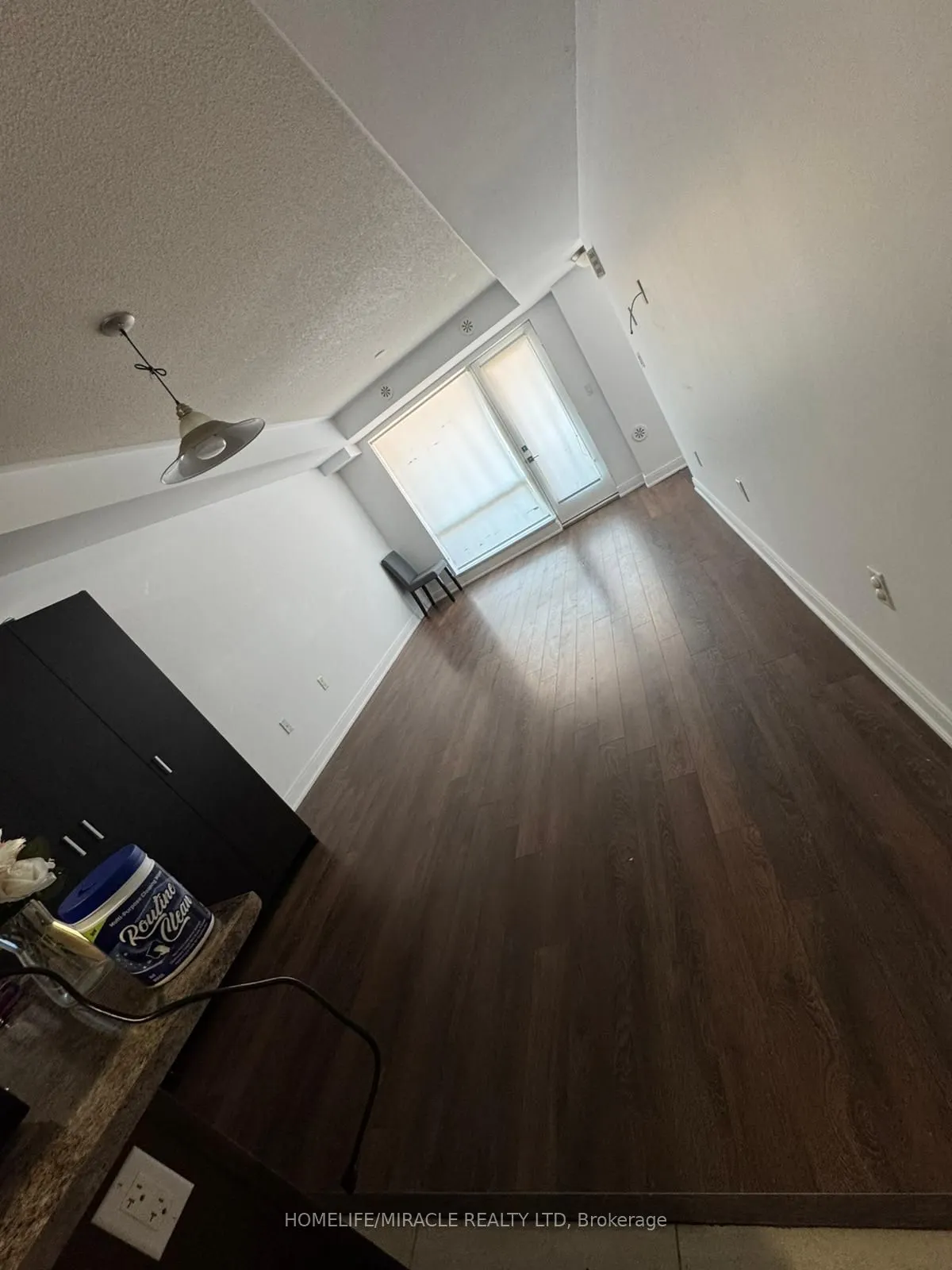 100 Dufay Road, #106