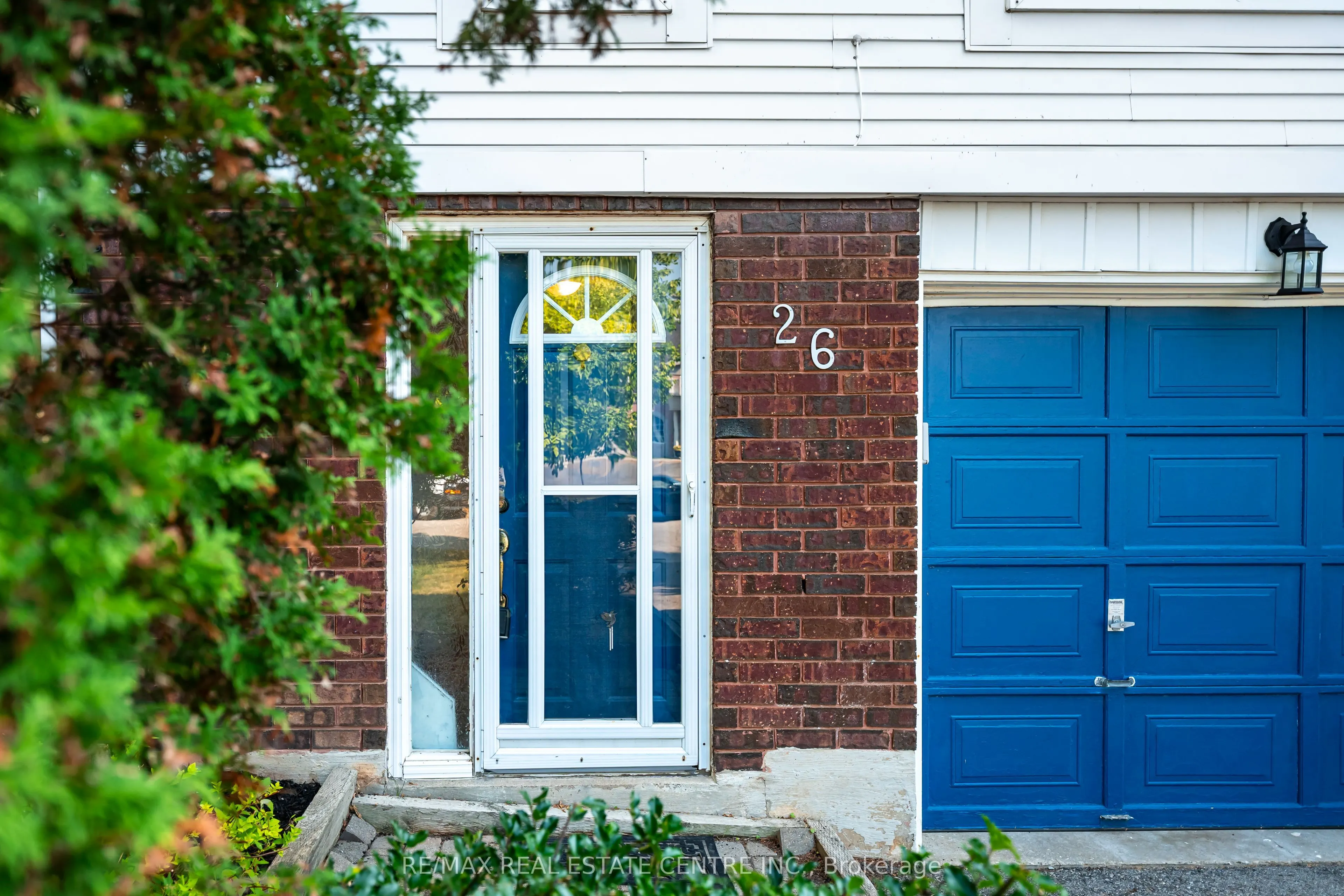26 Lakeview Court