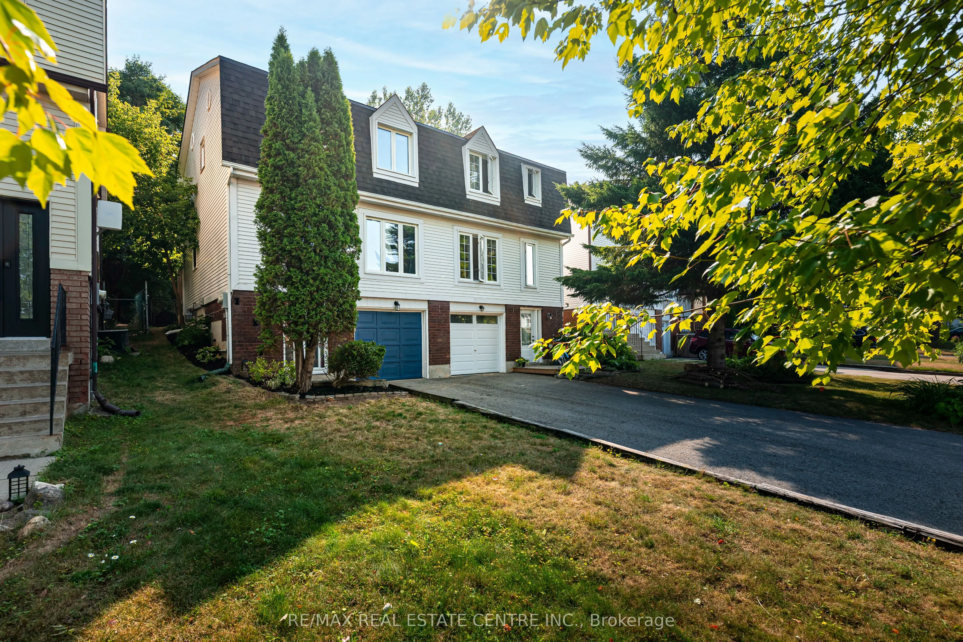 26 Lakeview Court