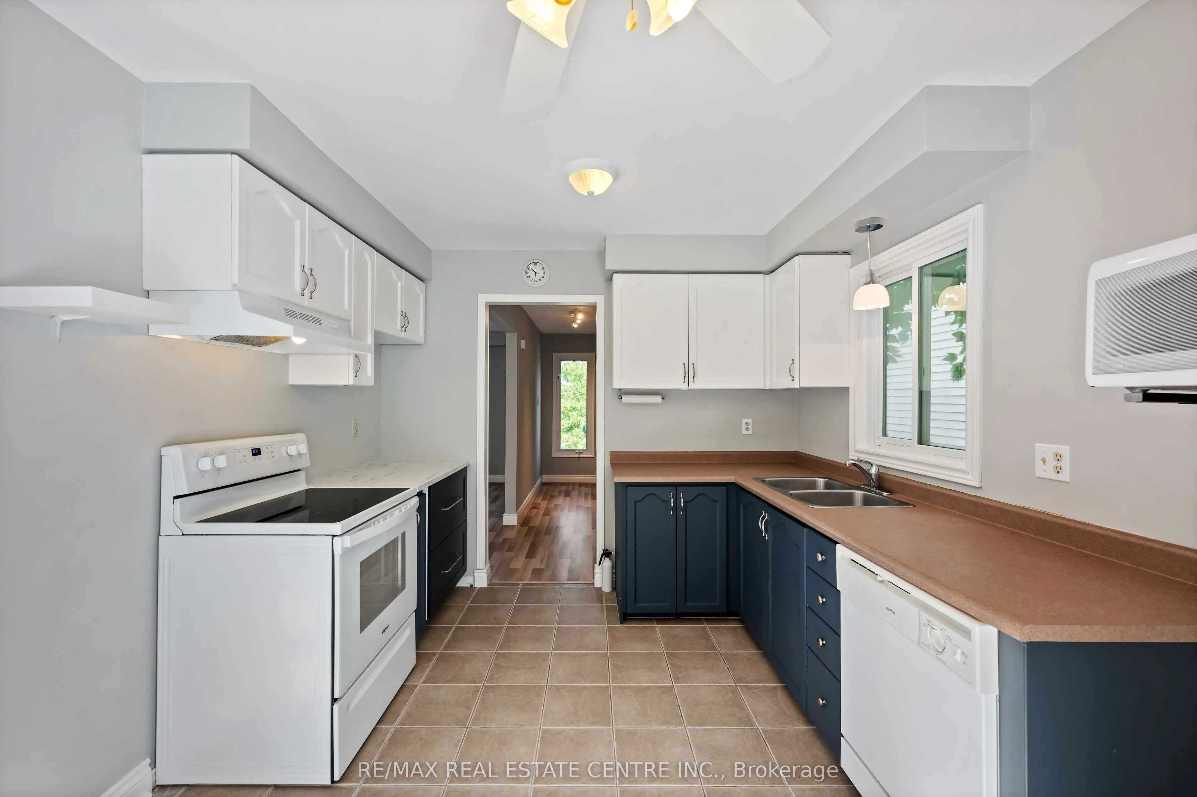26 Lakeview Court