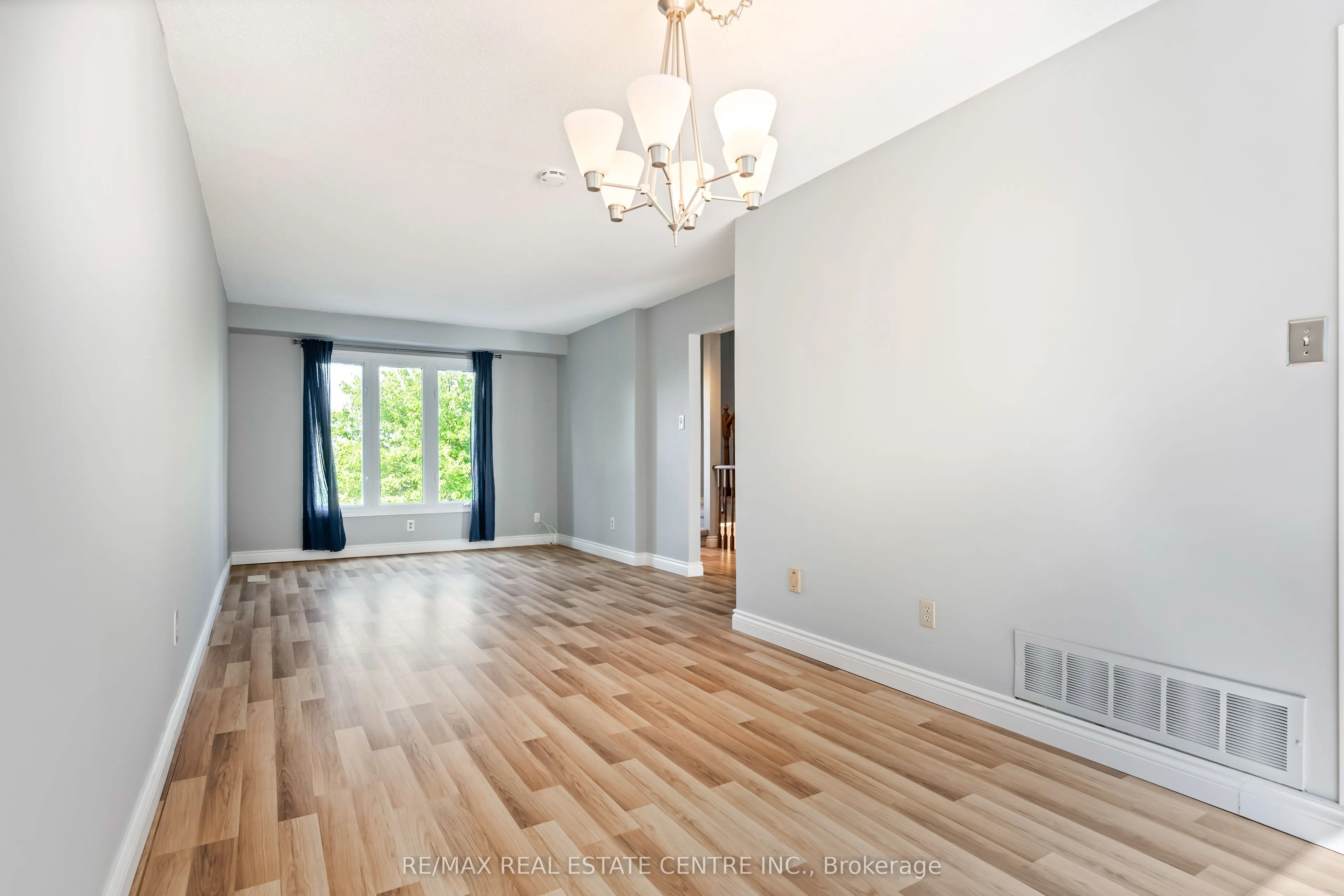 26 Lakeview Court