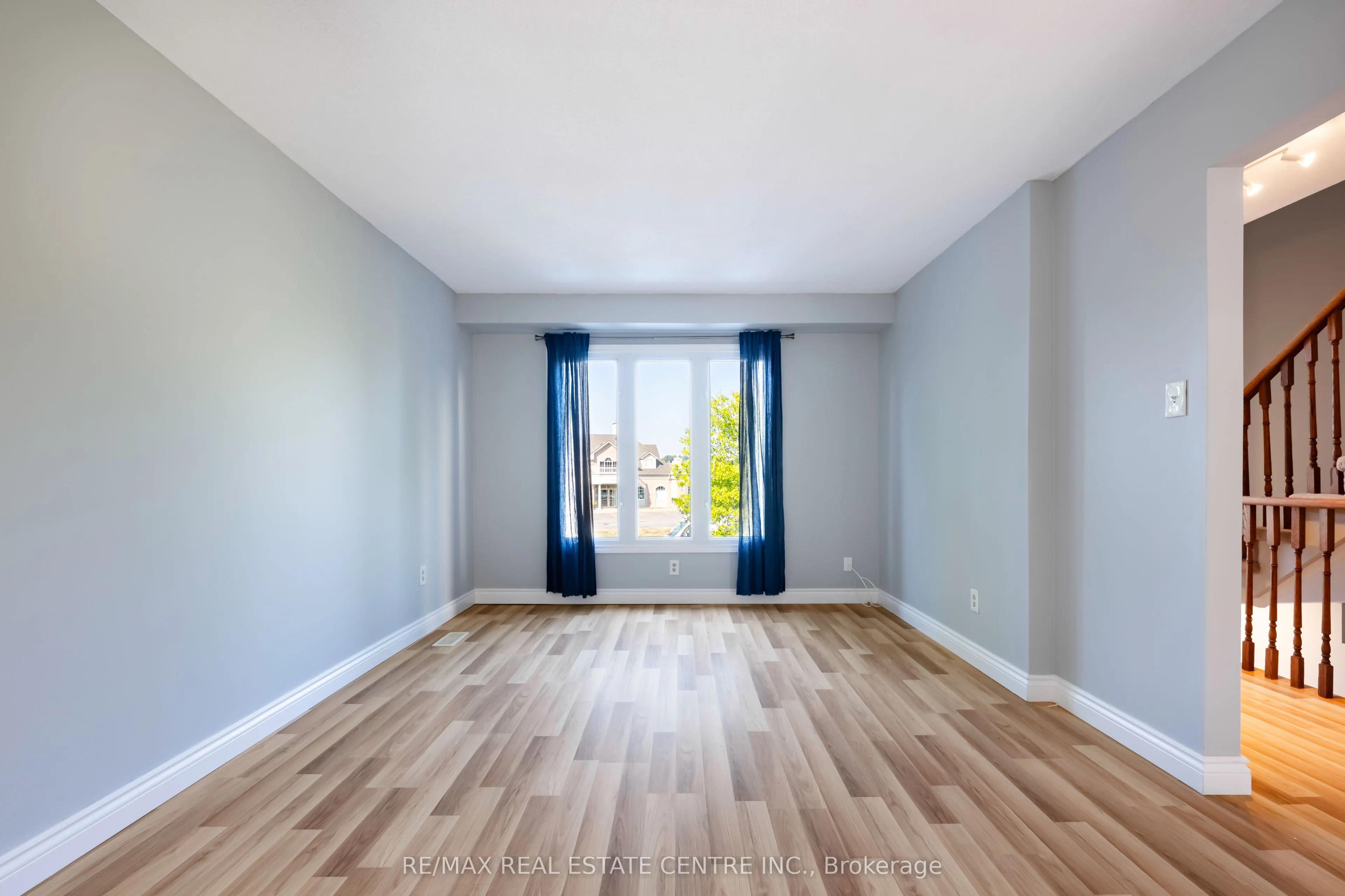 26 Lakeview Court