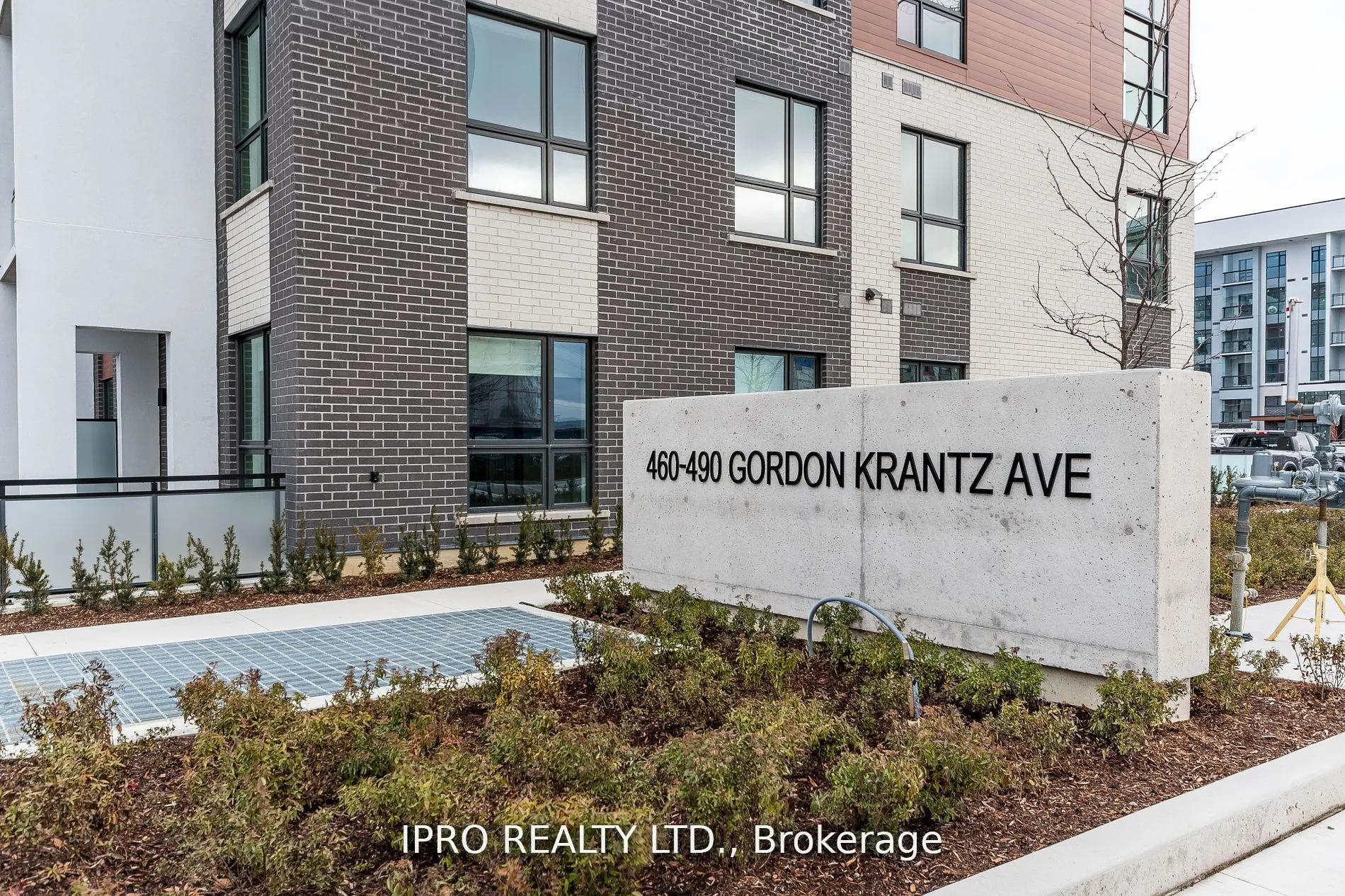 480 Gordon Krantz Avenue, #117