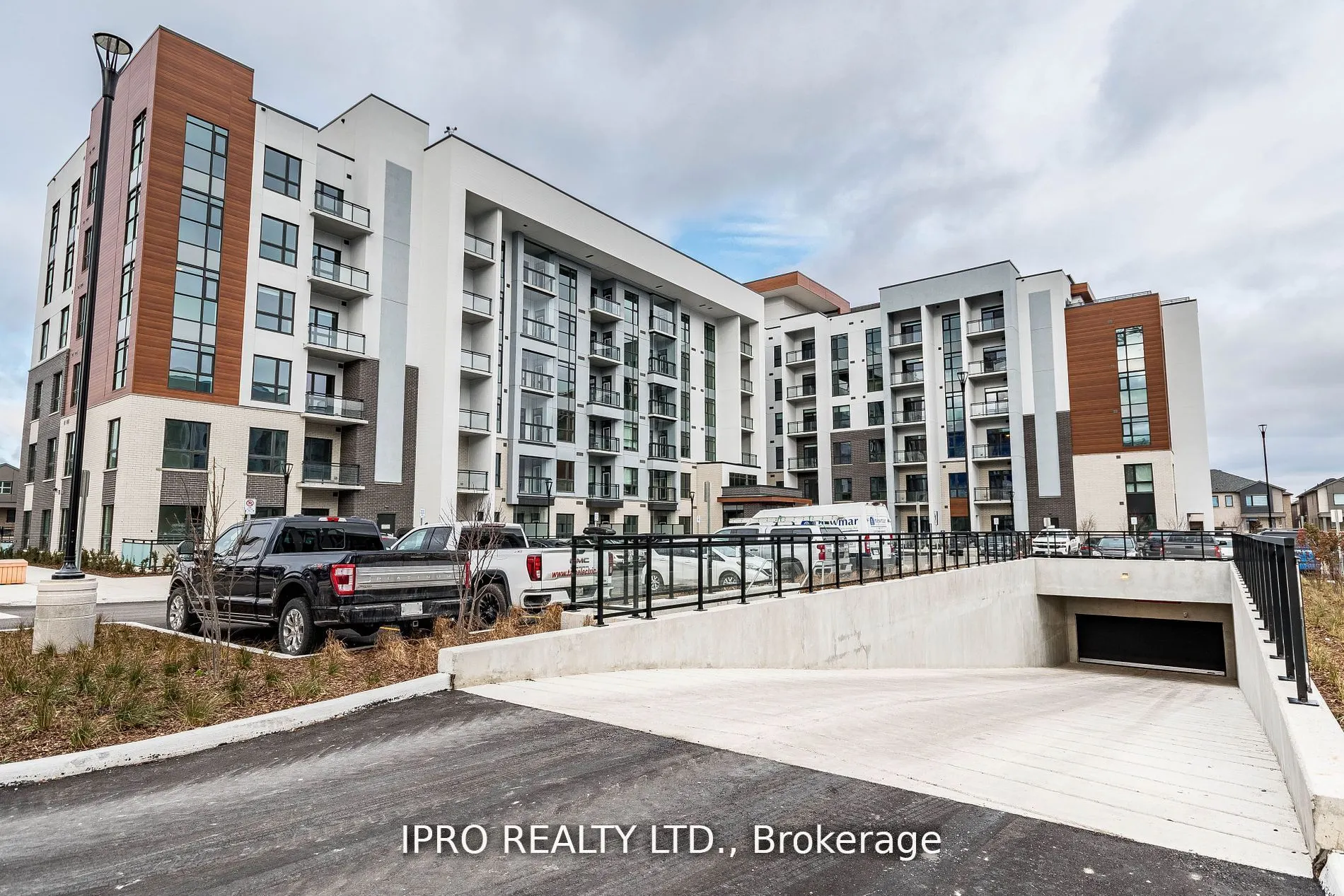 480 Gordon Krantz Avenue, #117