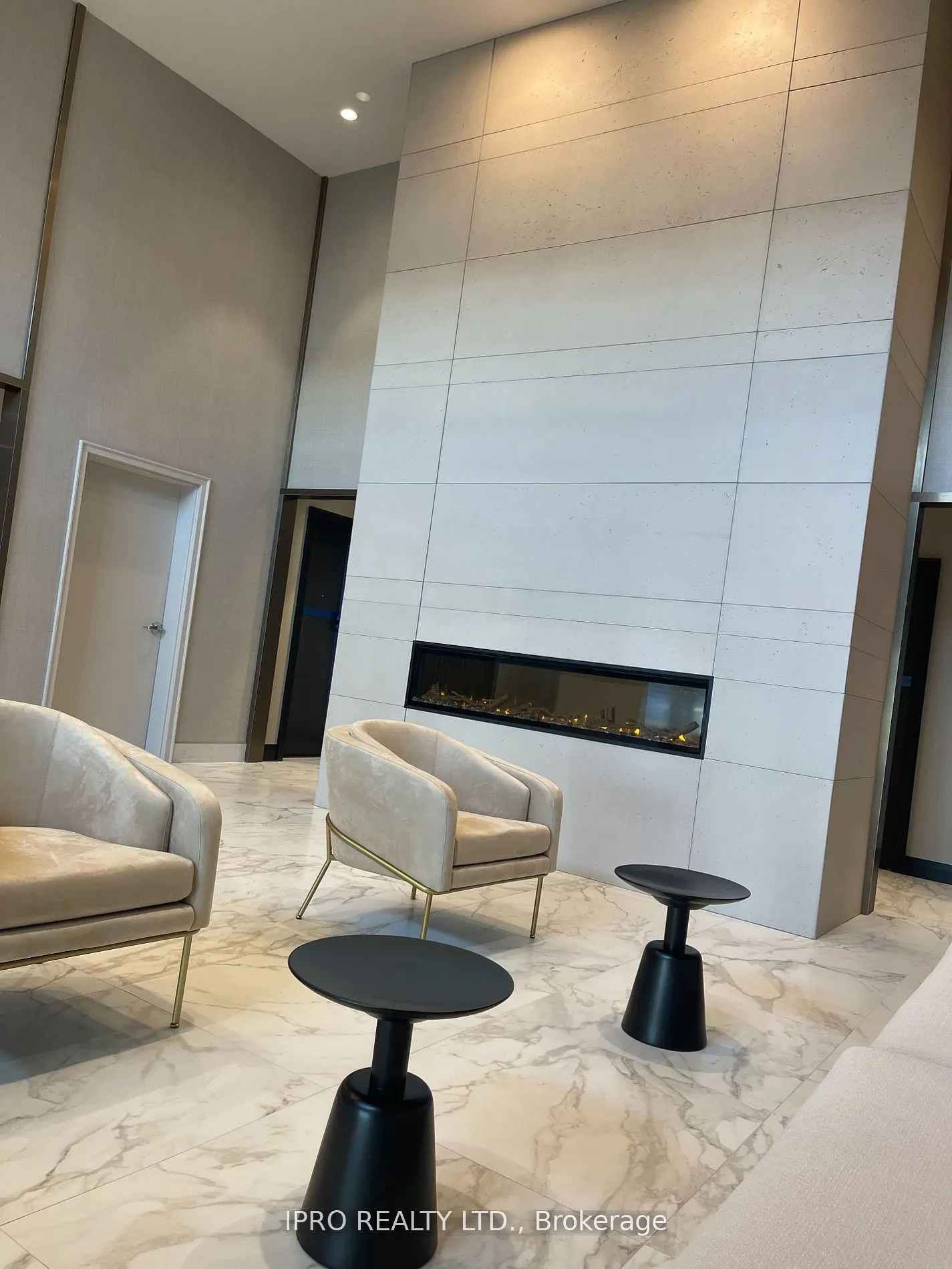 480 Gordon Krantz Avenue, #117