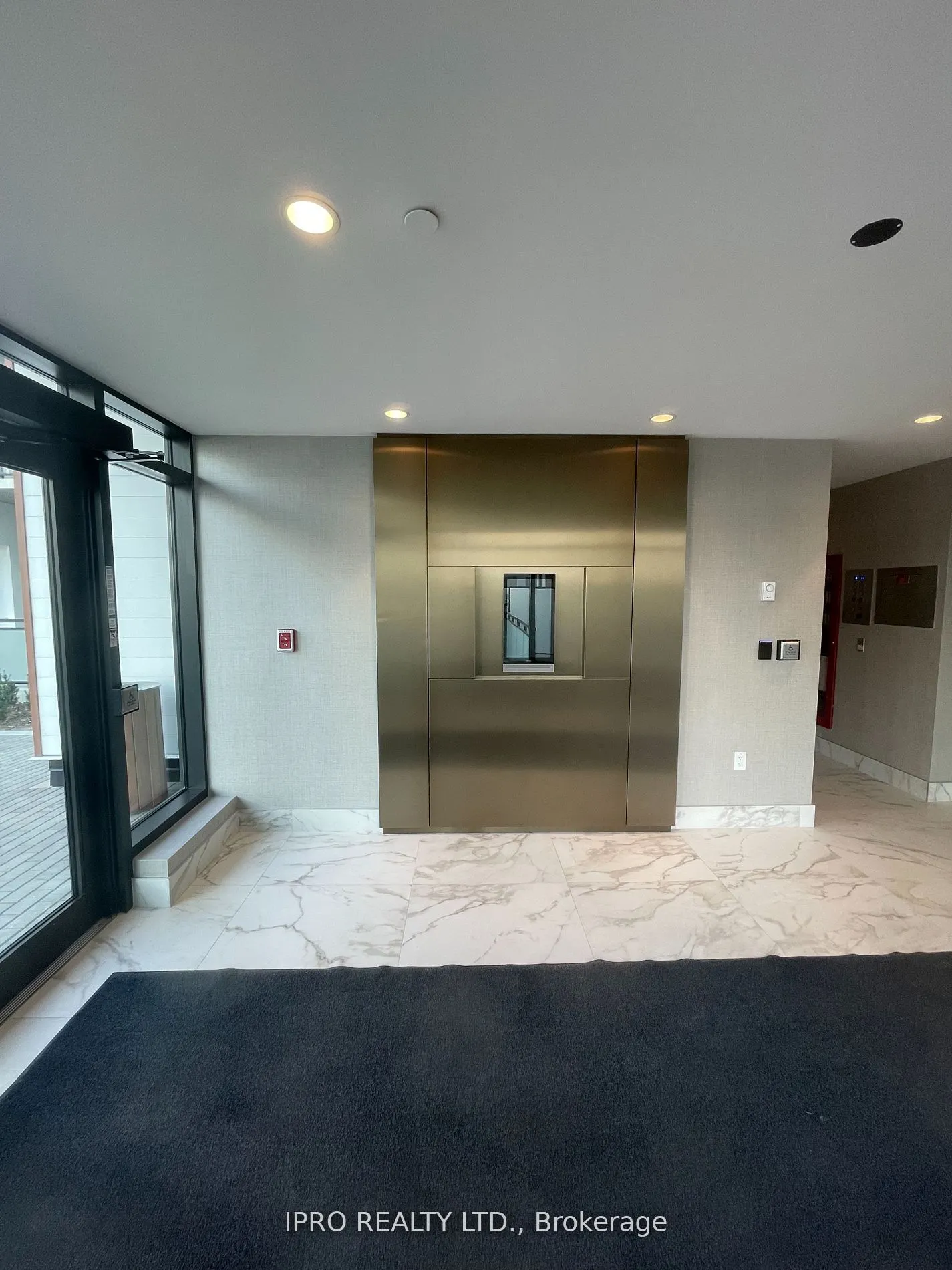 480 Gordon Krantz Avenue, #117