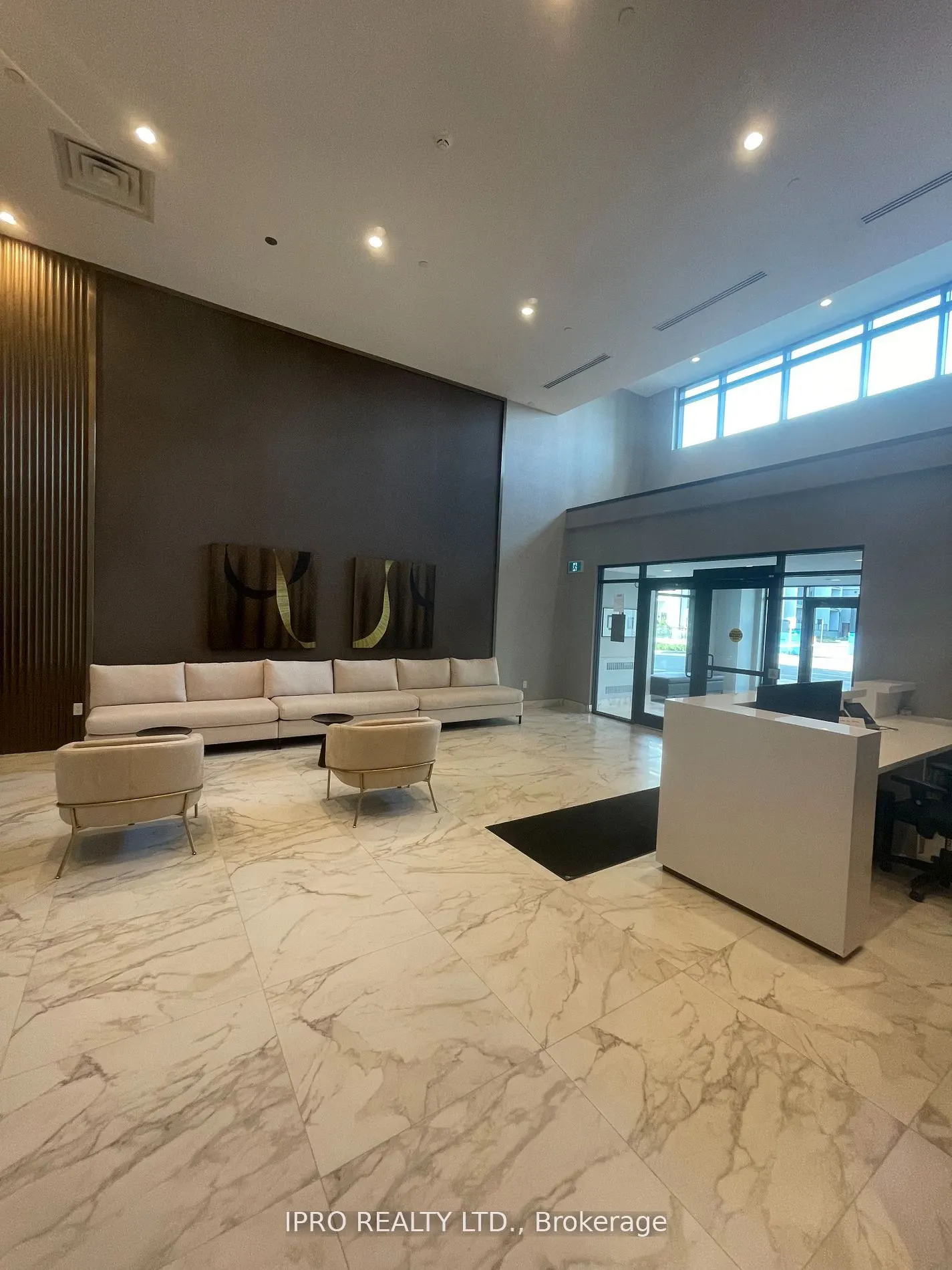 480 Gordon Krantz Avenue, #117