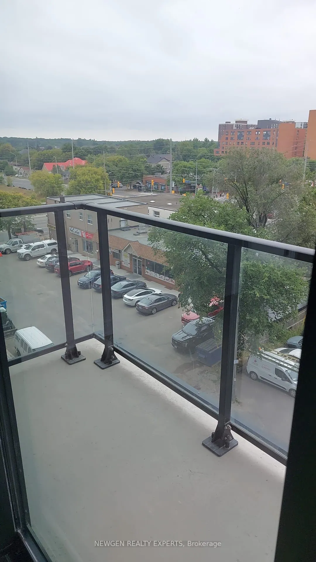 3009 Novar Road, #517