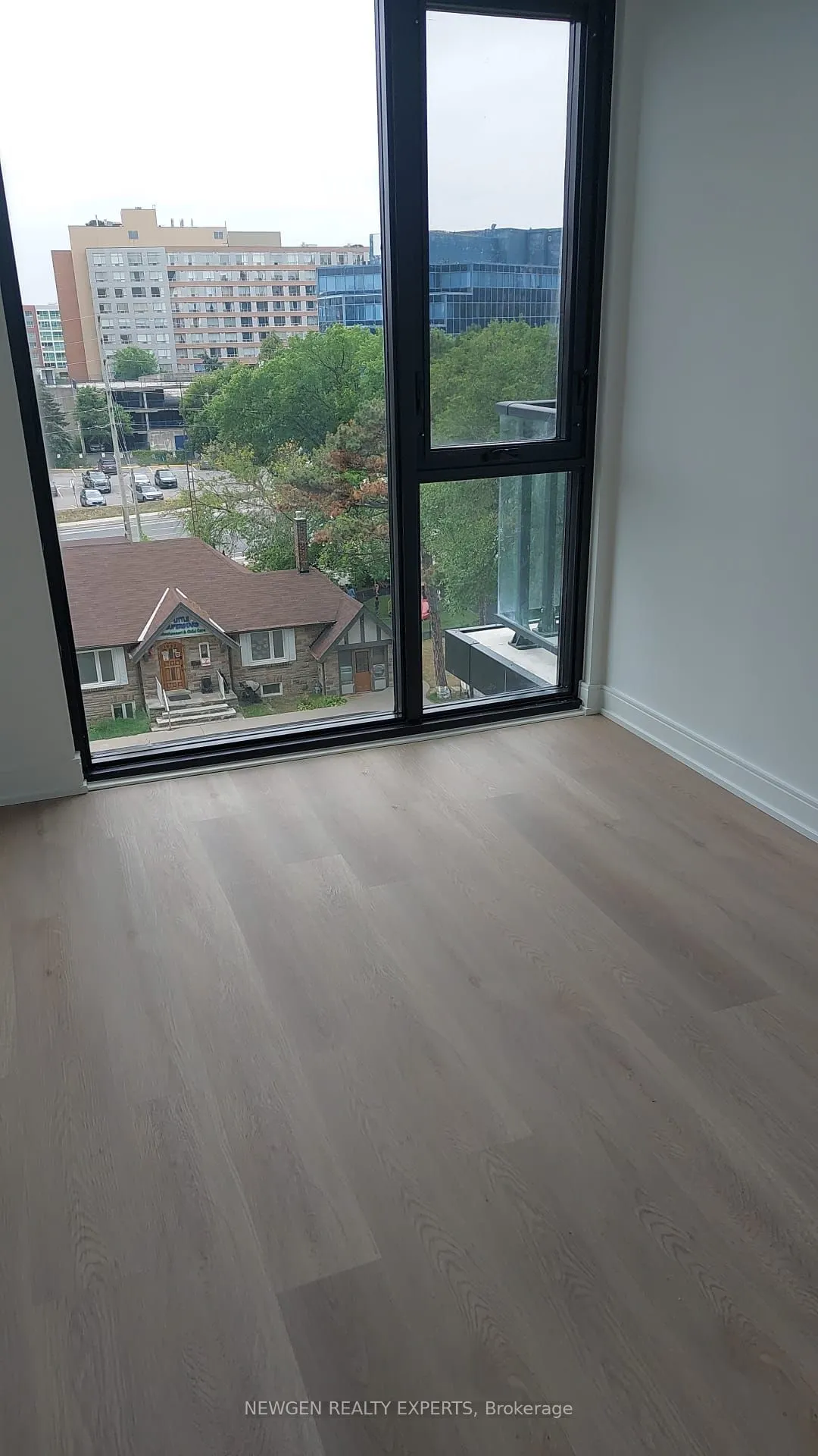 3009 Novar Road, #517