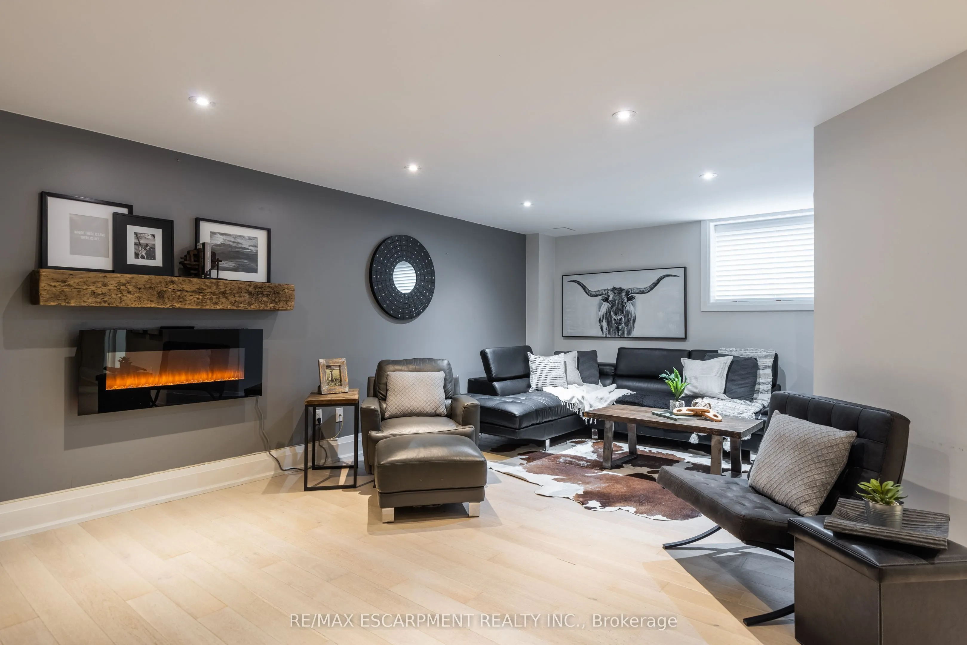 82 Brant Street