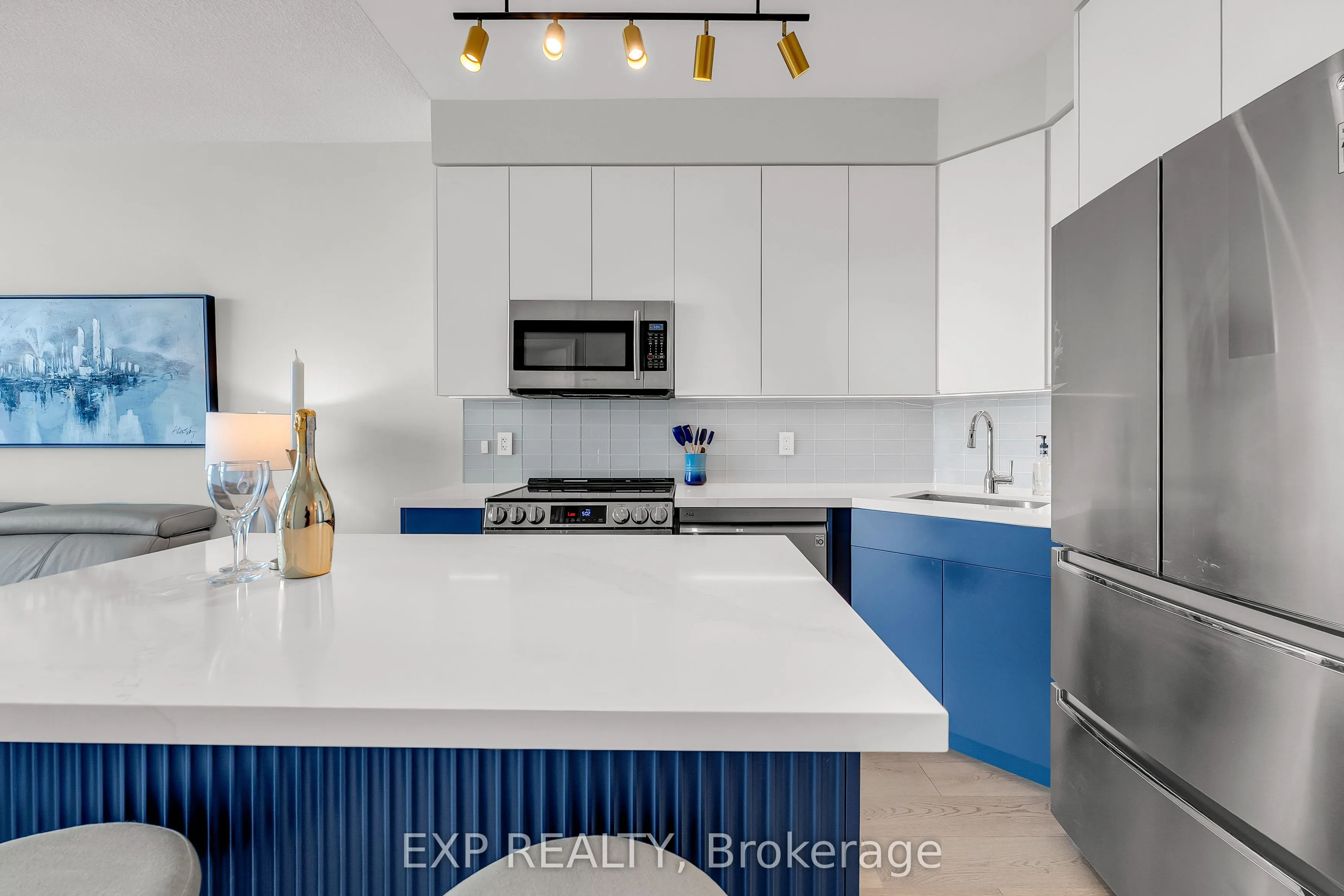 223 Webb Drive, #3307