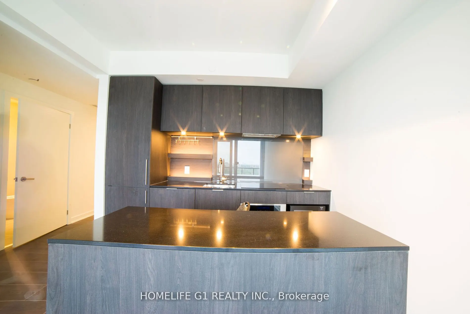 28 Ann Street, #1102