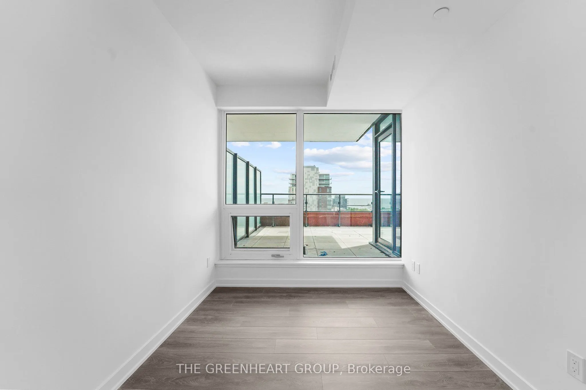 28 Ann Street, #908