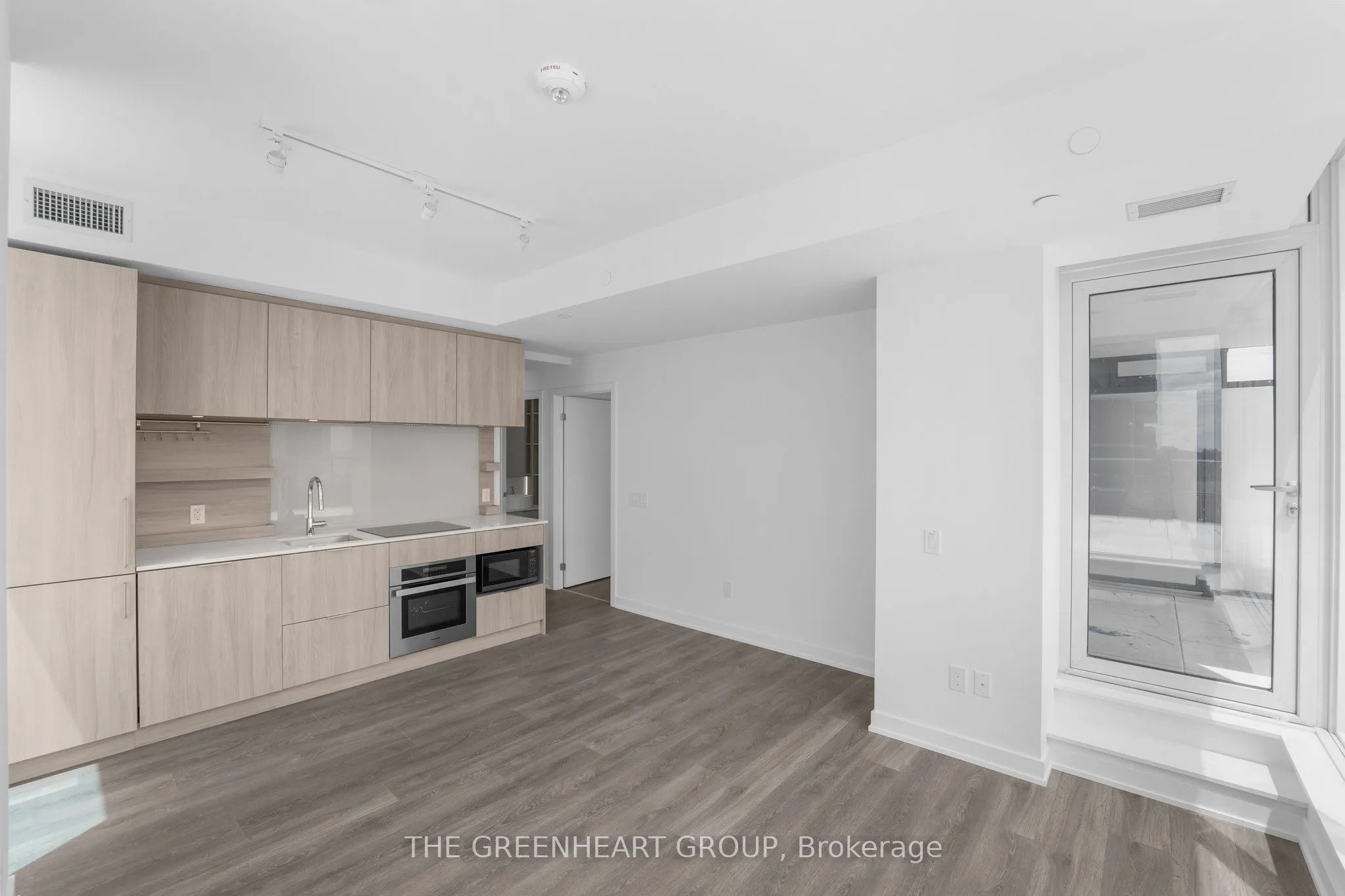 28 Ann Street, #908