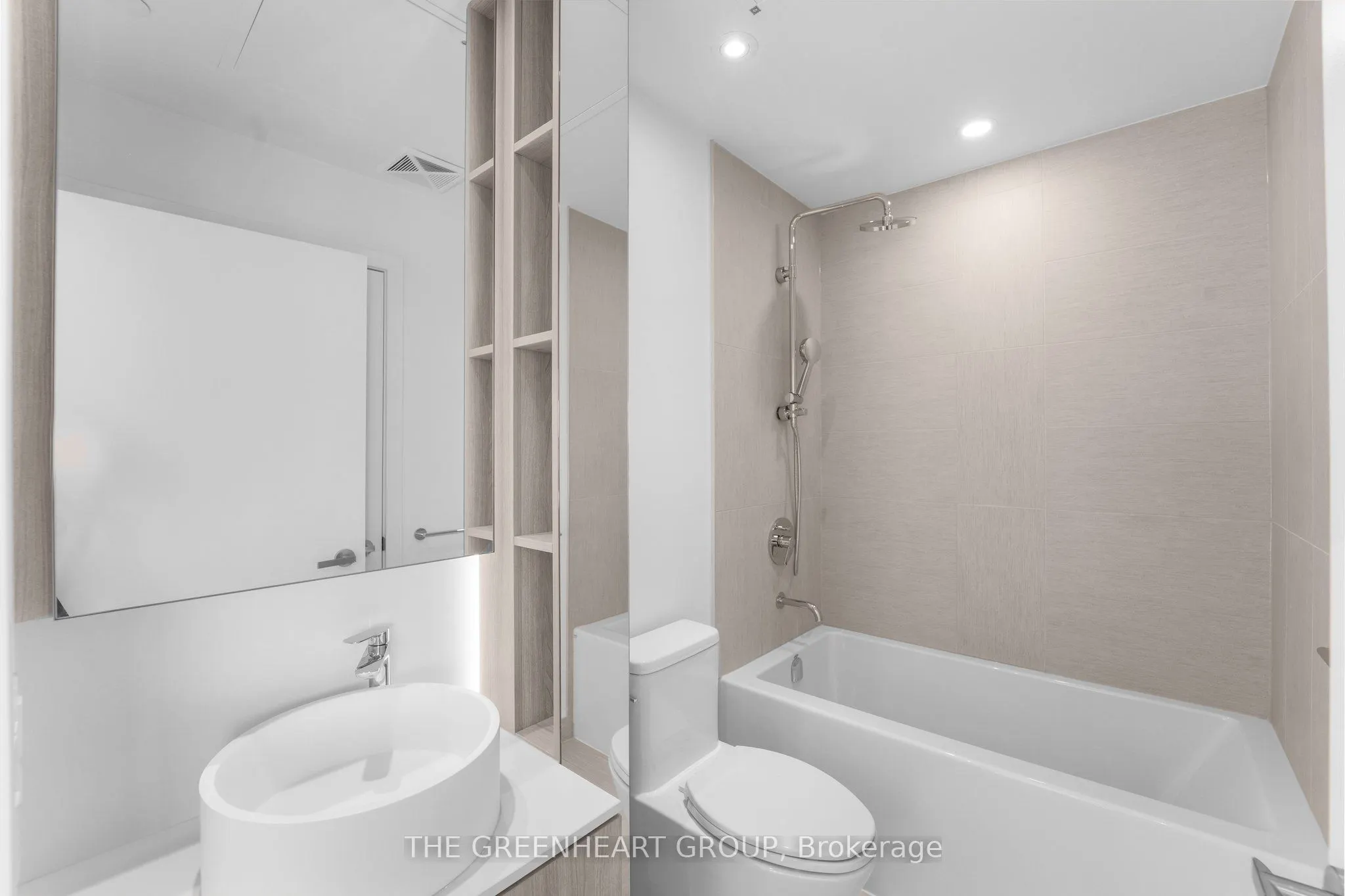 28 Ann Street, #908