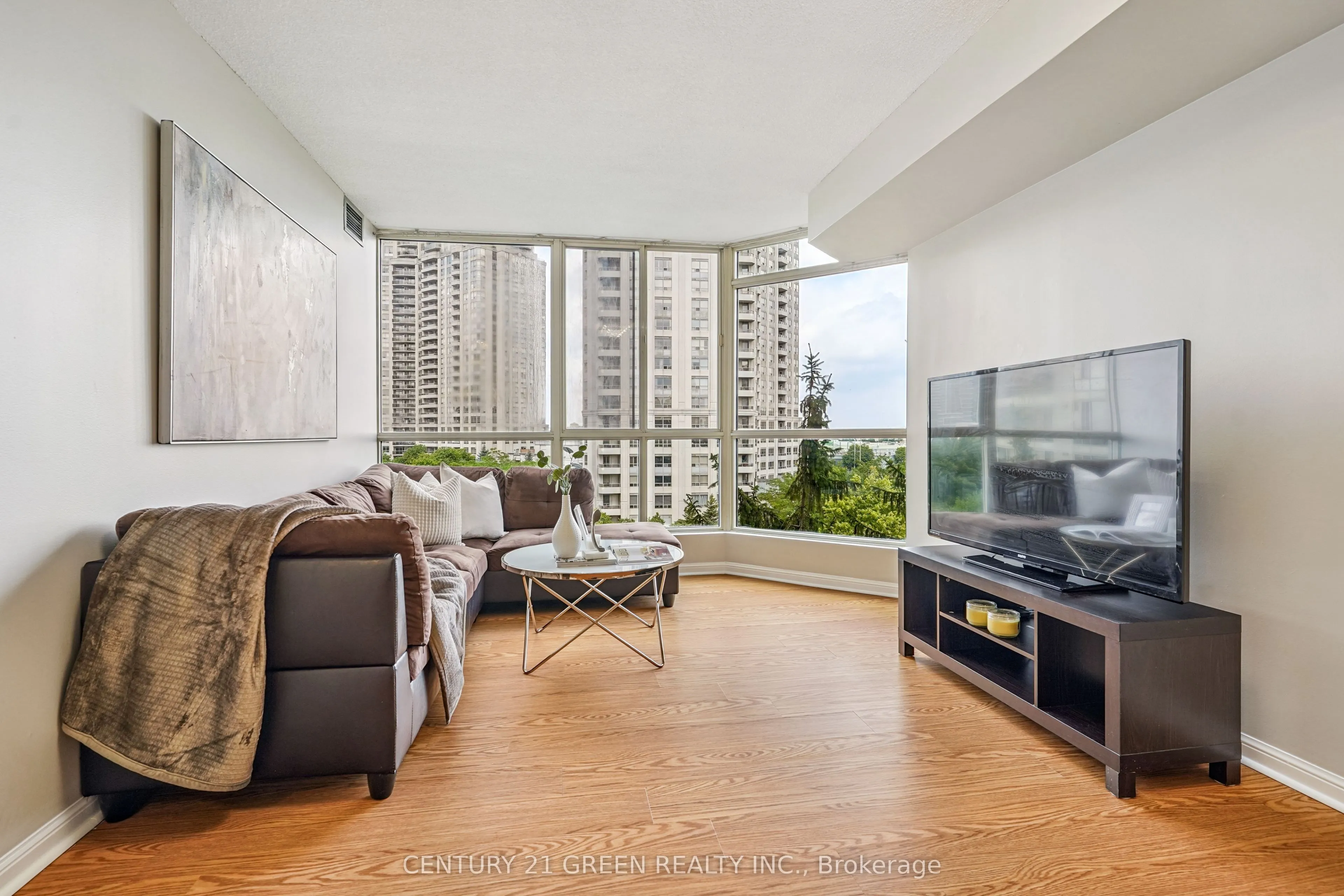 55 Kingsbridge Garden Circle, #613