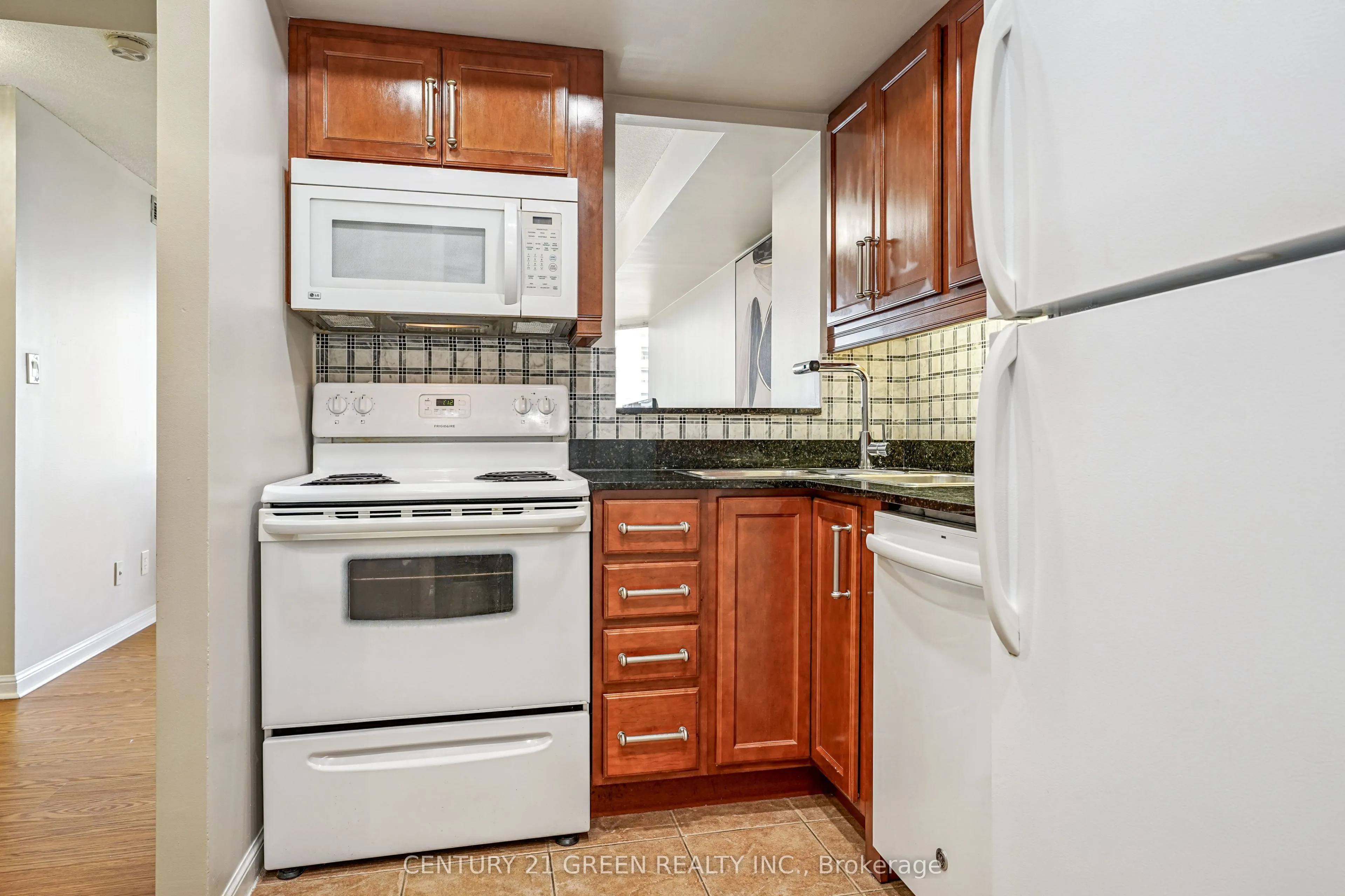 55 Kingsbridge Garden Circle, #613