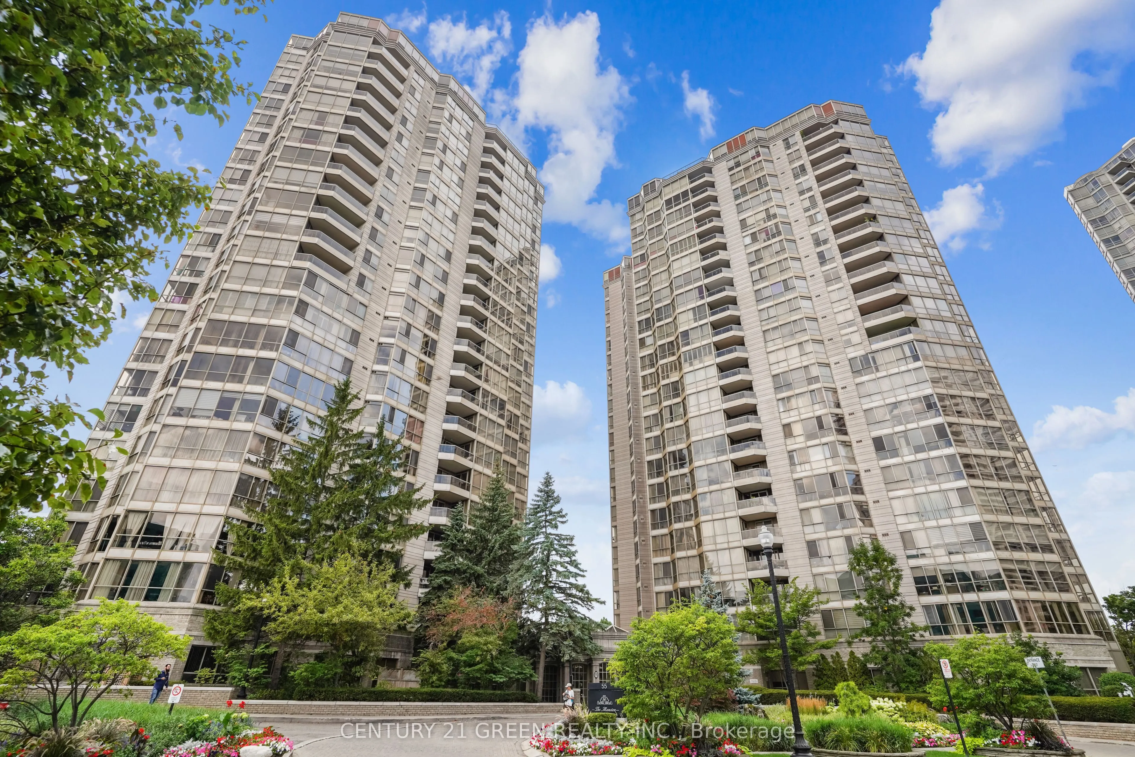 55 Kingsbridge Garden Circle, #613