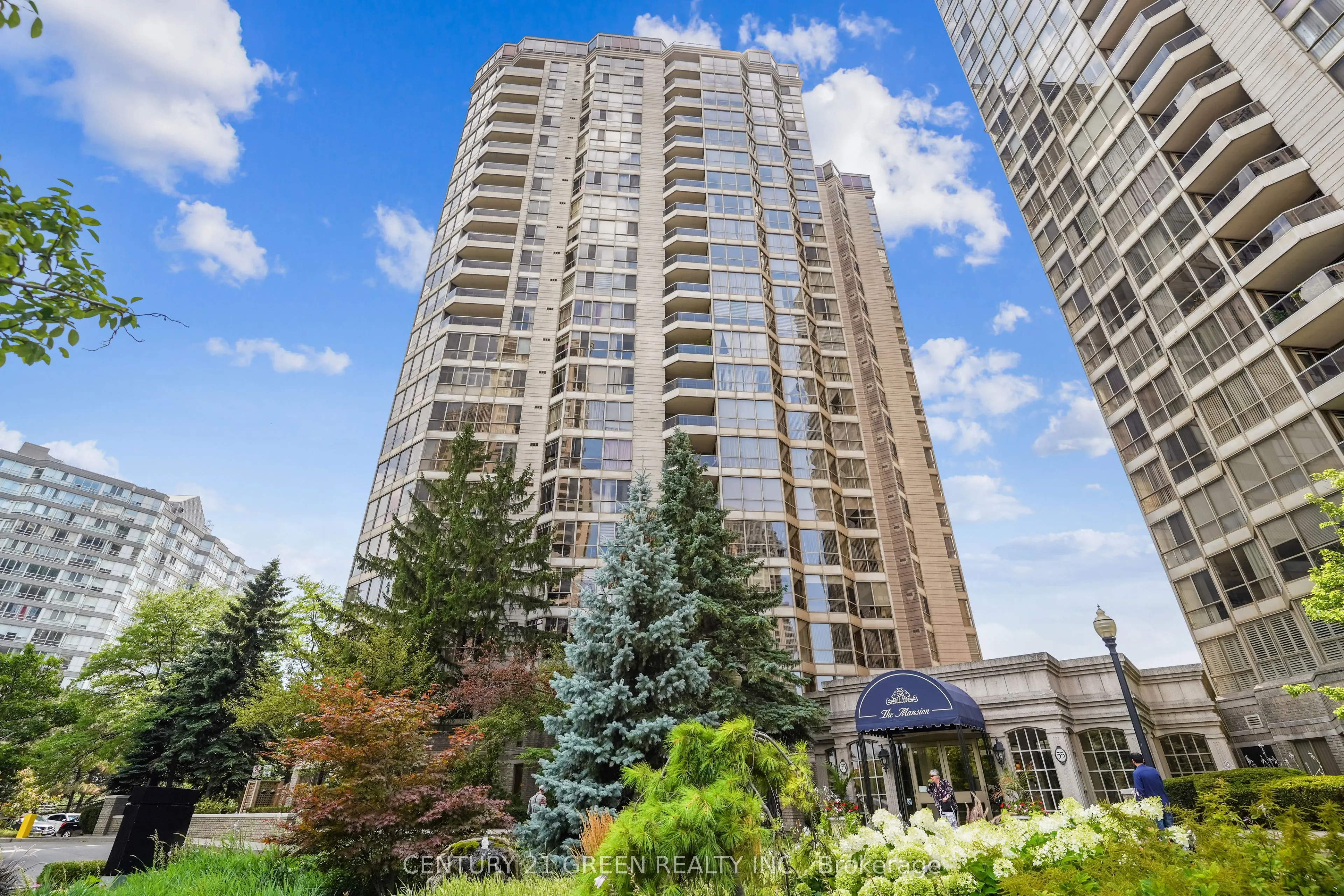 55 Kingsbridge Garden Circle, #613