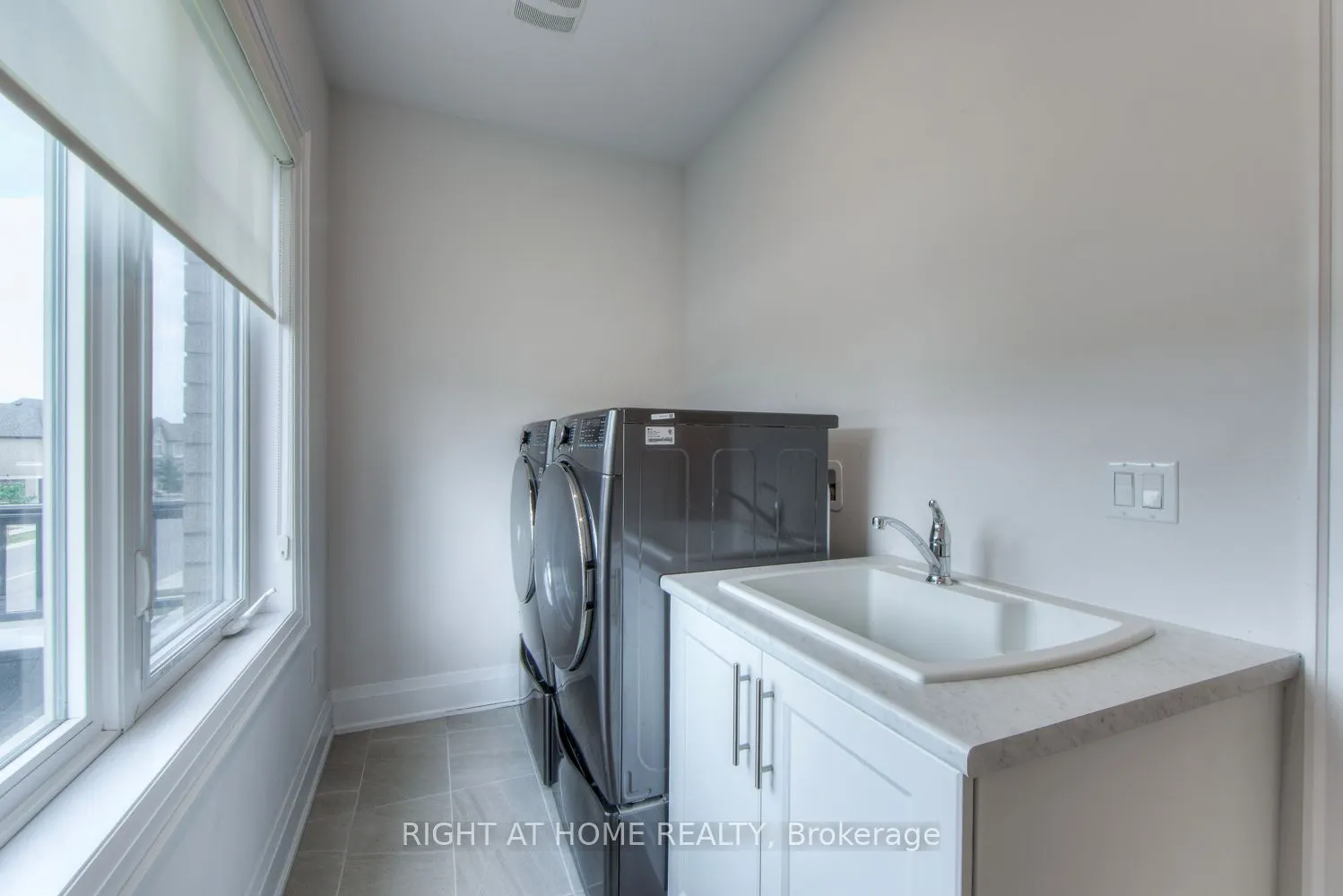 3414 Post Road