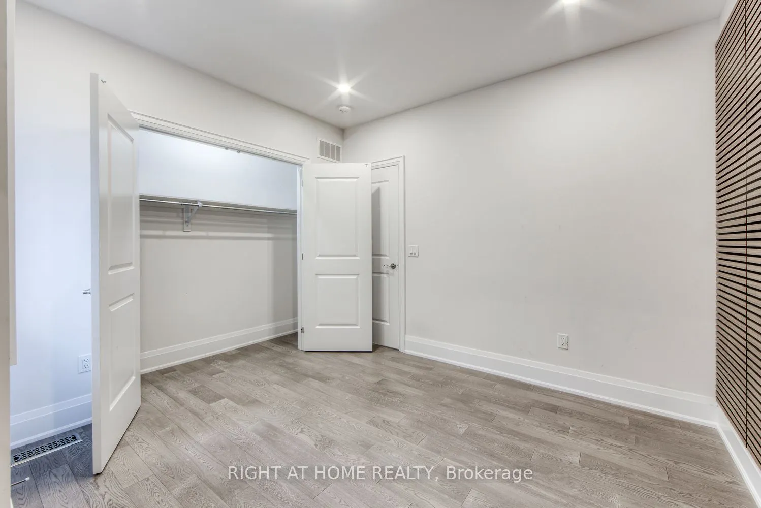 3414 Post Road