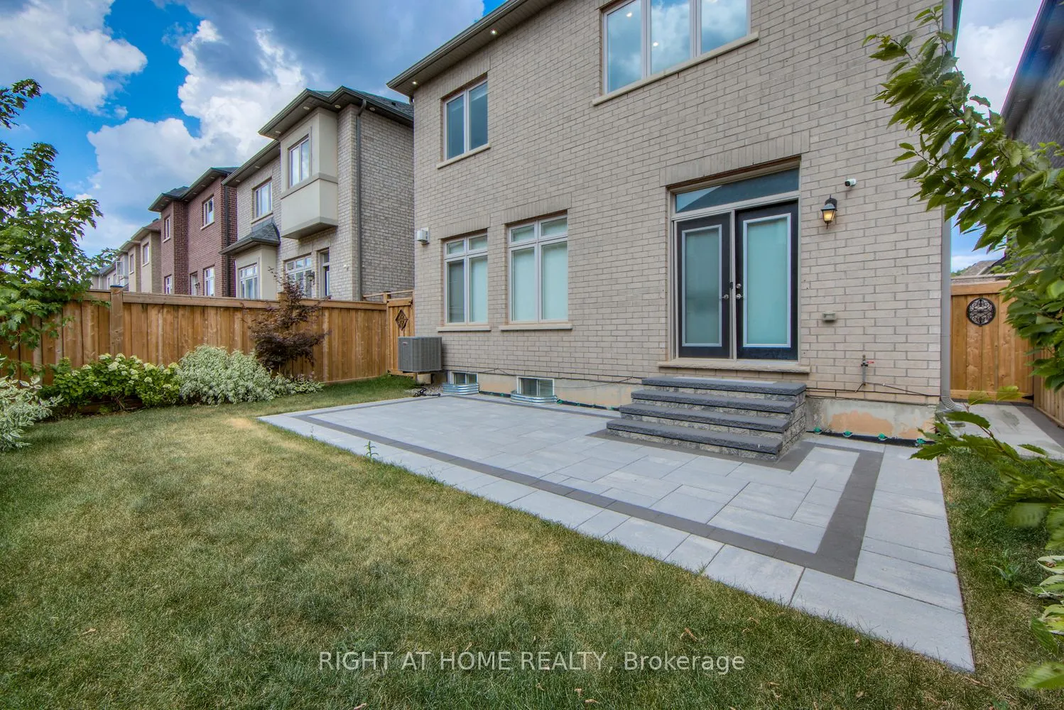 3414 Post Road