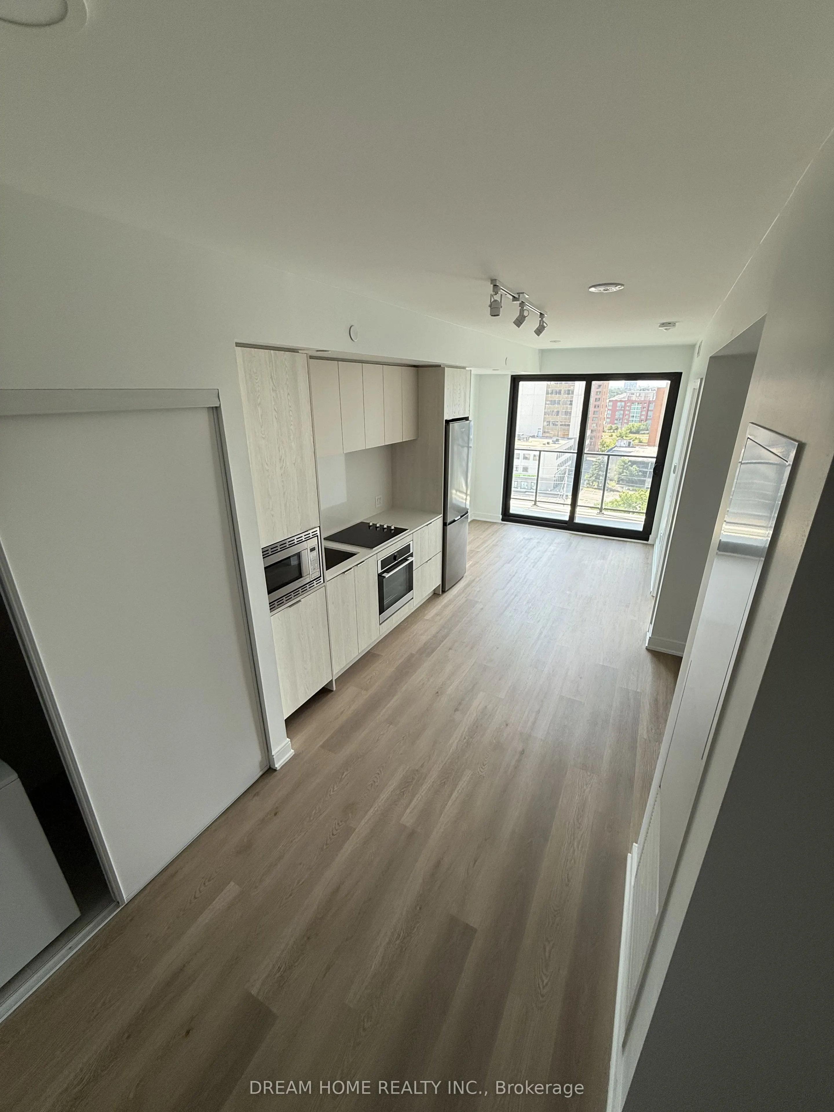 3009 Novar Road, #915