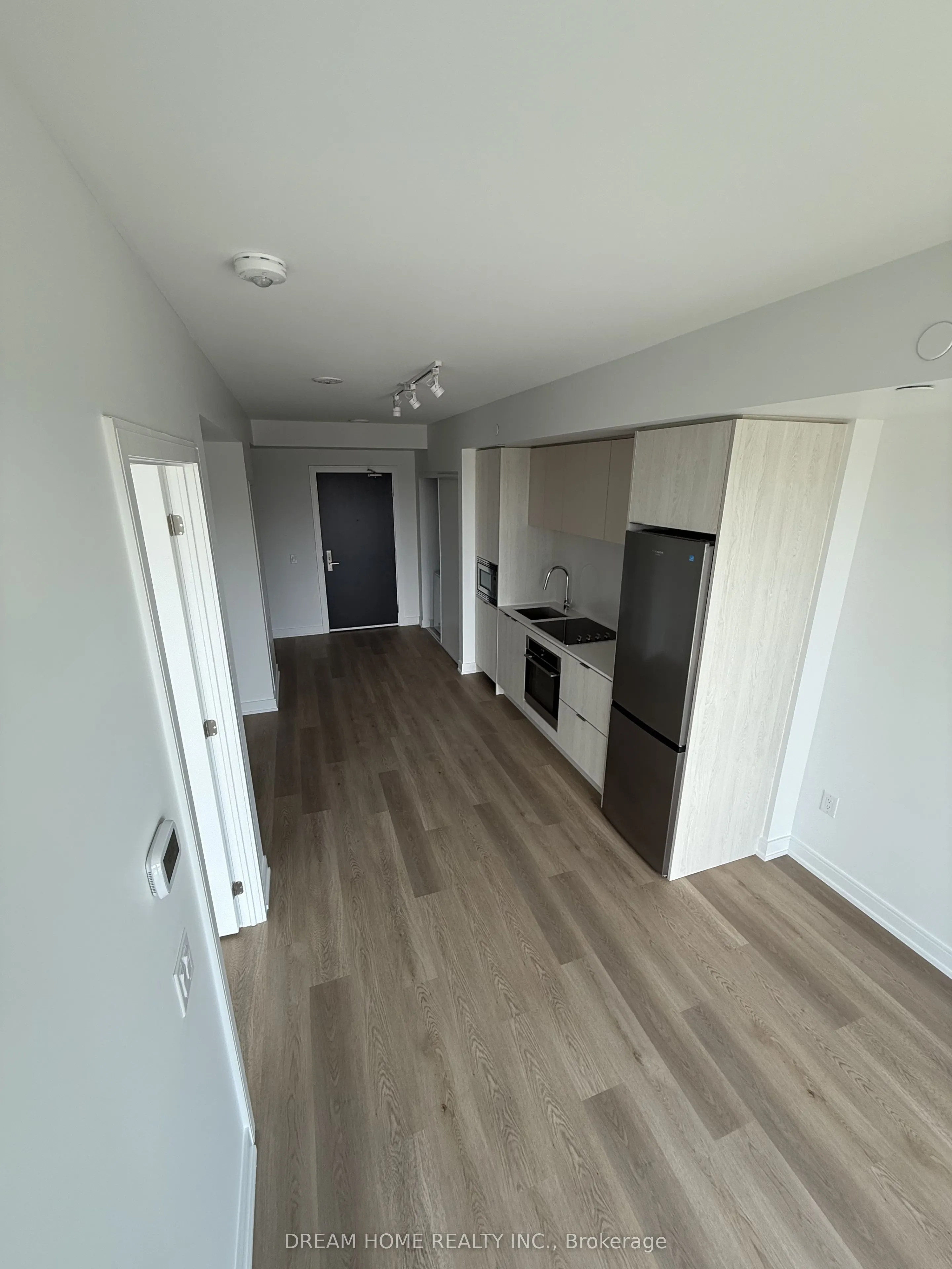 3009 Novar Road, #915