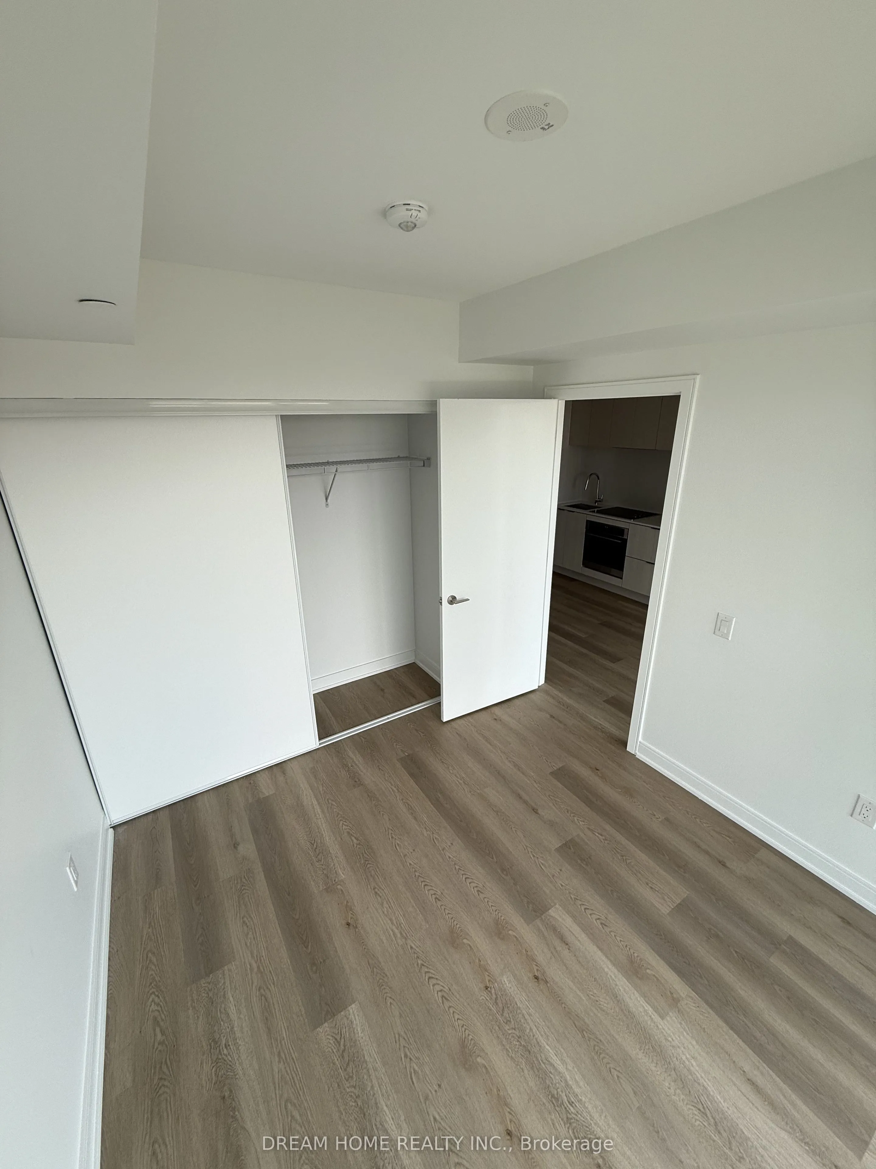 3009 Novar Road, #915