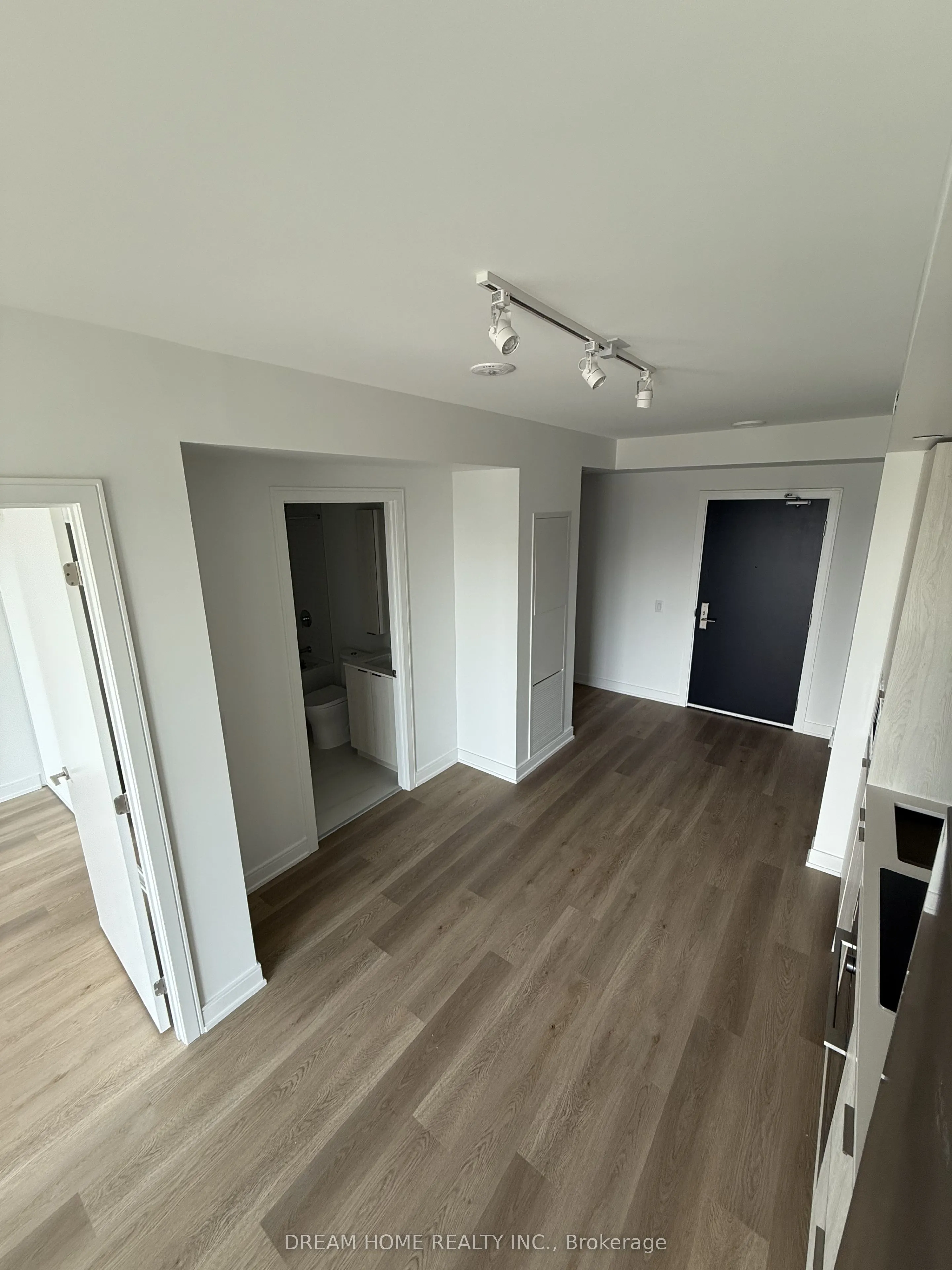 3009 Novar Road, #915