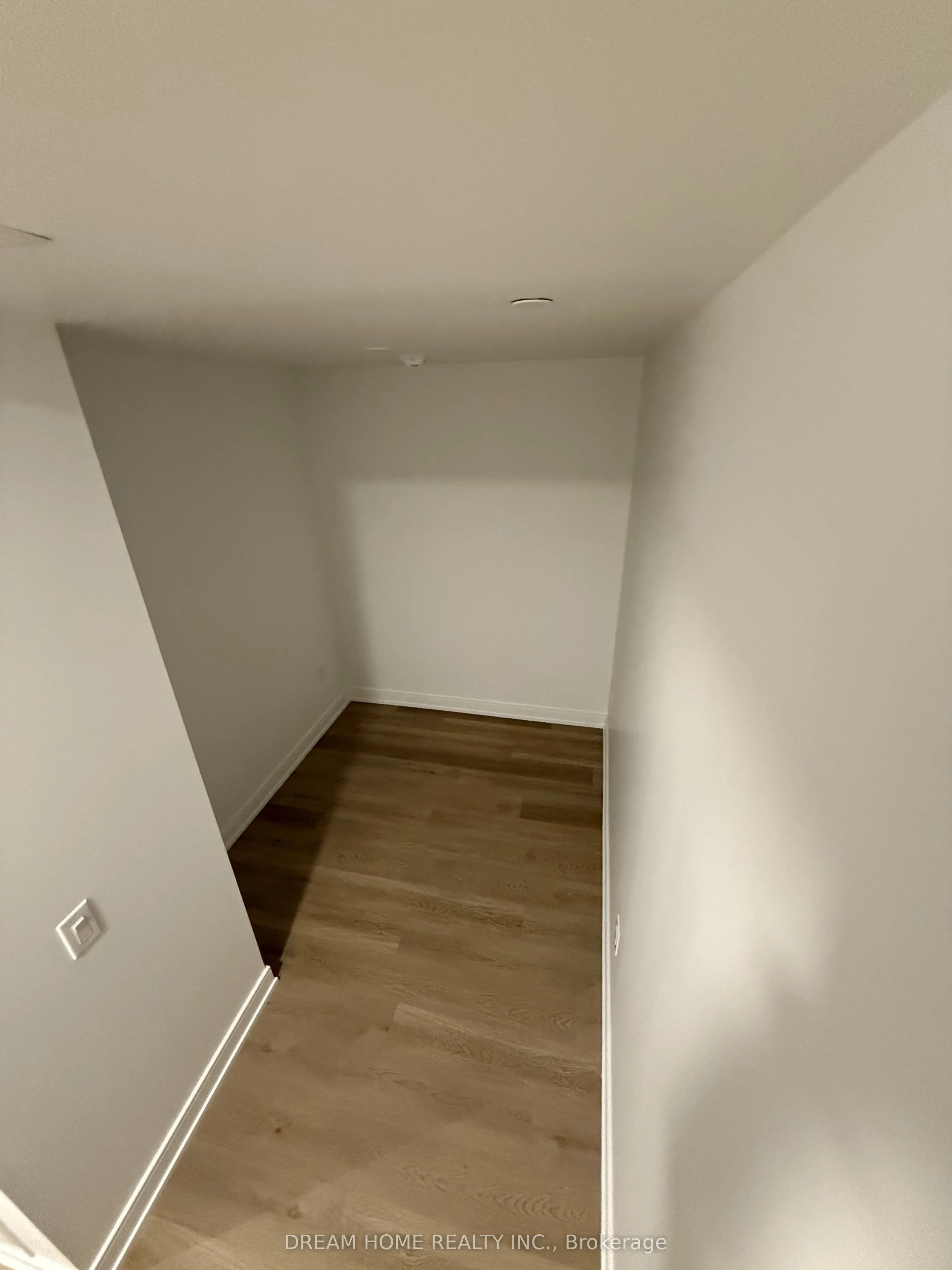 3009 Novar Road, #915