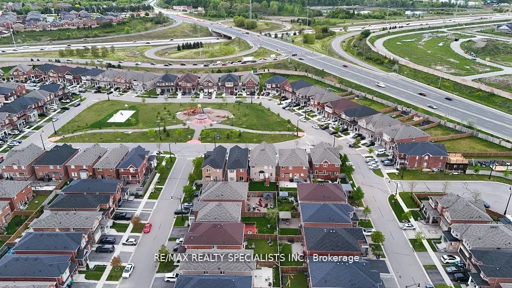15 Brownbush Way