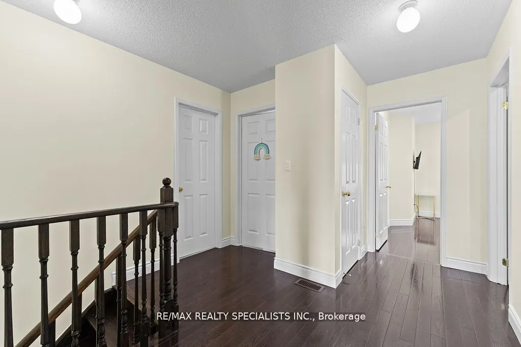 15 Brownbush Way